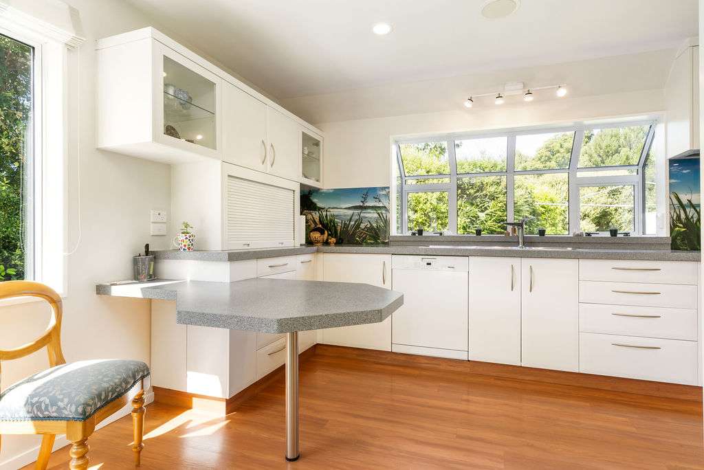 82A Withells Road photo 15