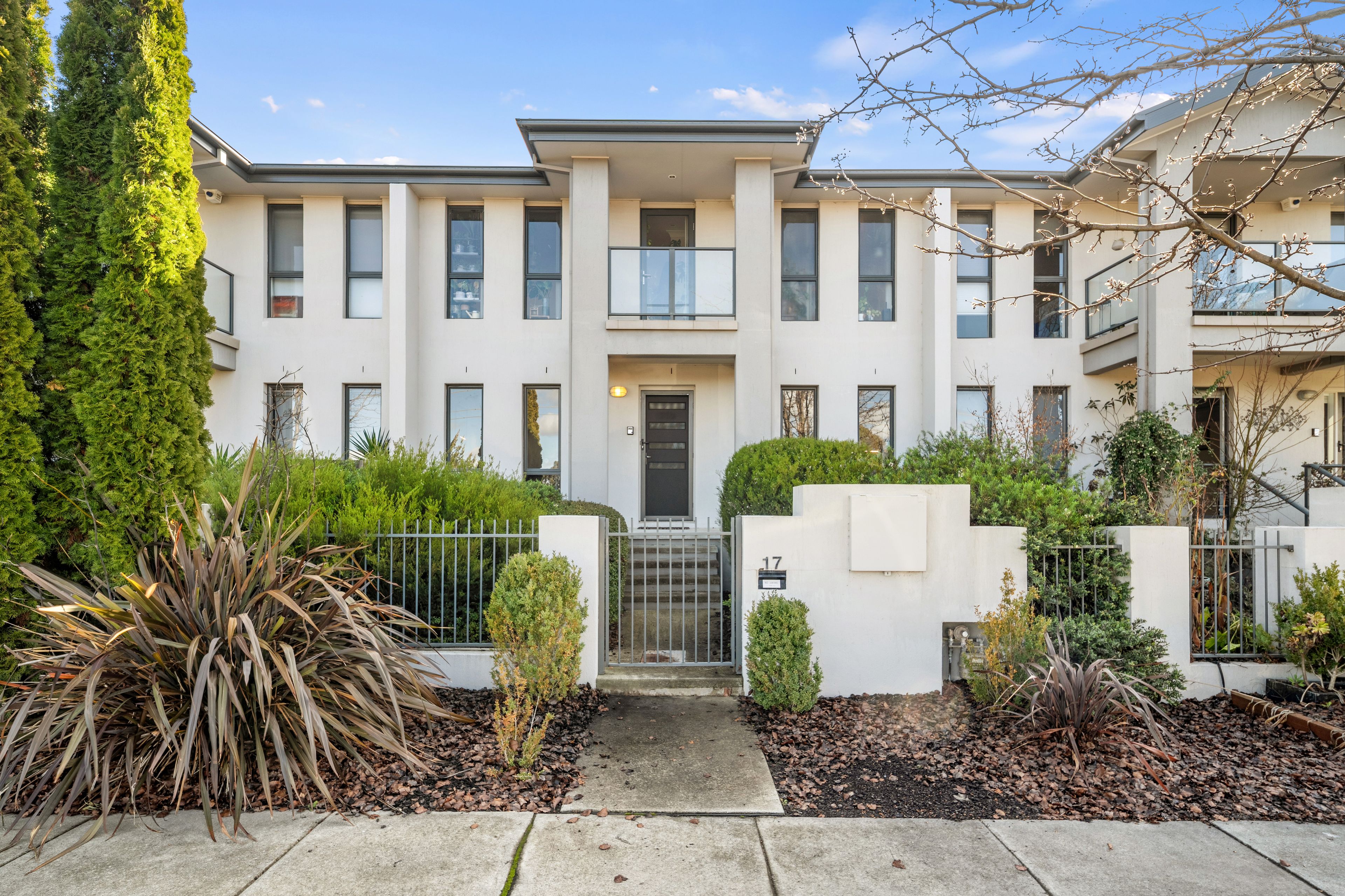 17 Lansdown Crescent, Casey ACT 2913