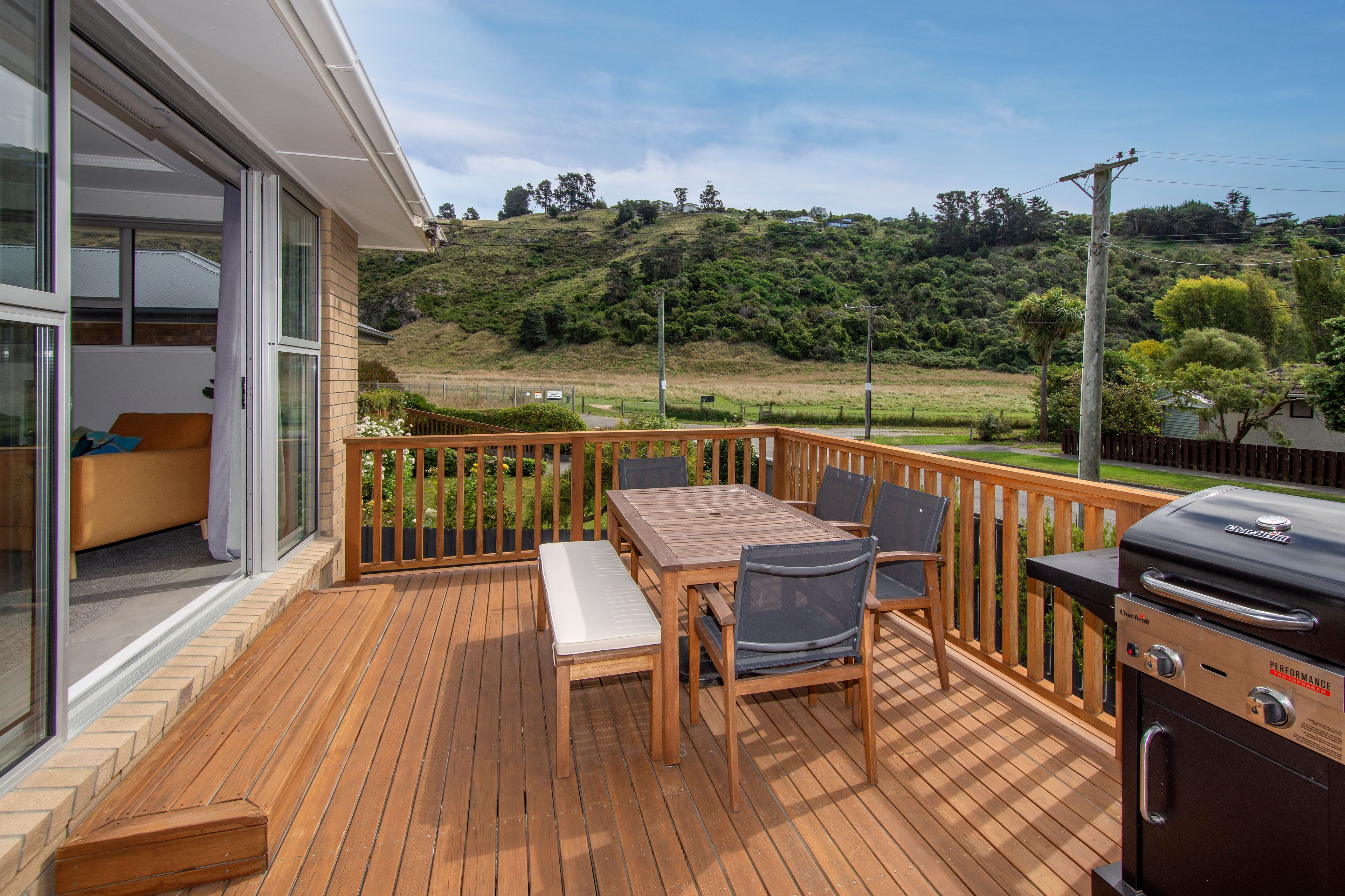 105 Bay View Road, Redcliffs, Christchurch City 8081 Sold House Ray