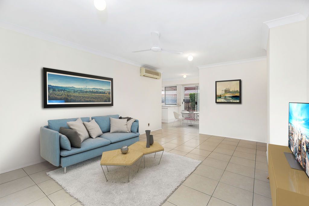 13 Kentia Crescent