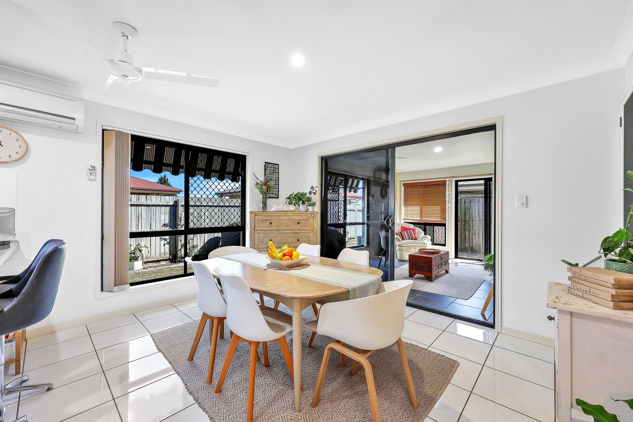 1/4A Hillvue Crescent — photo 13 of 28
