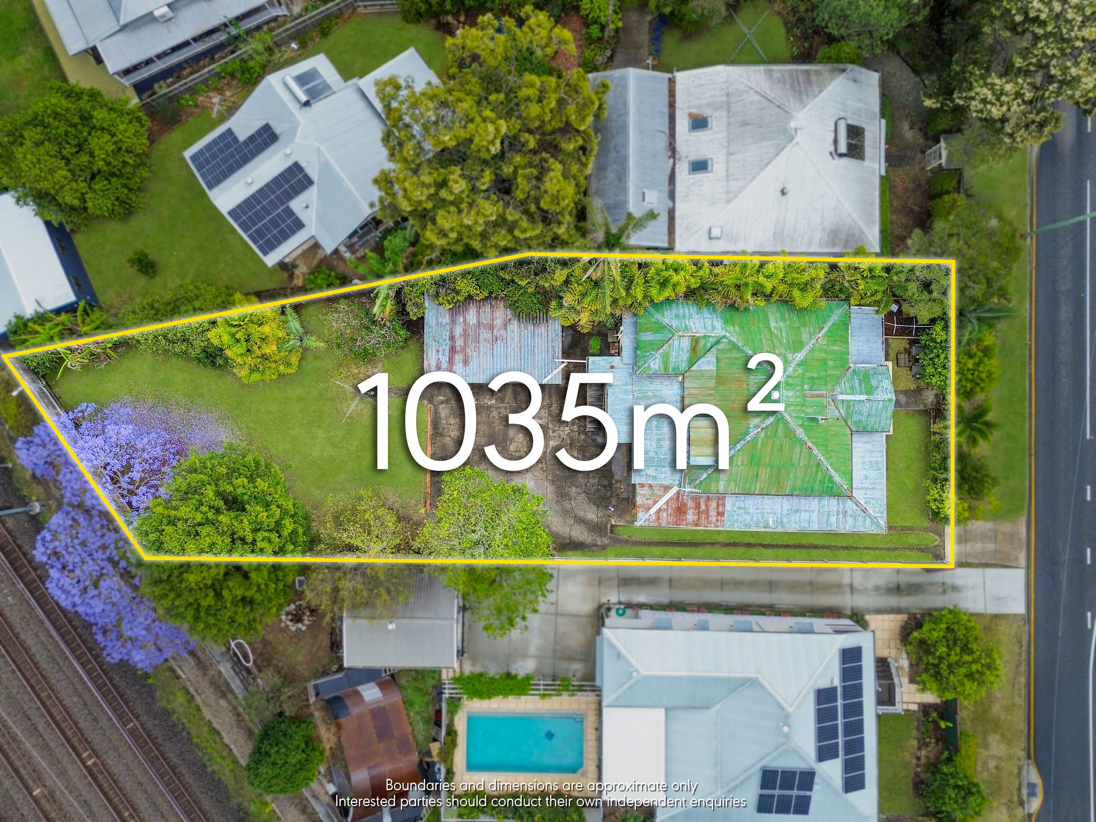 16 Seventeen Mile Rocks Road — photo from Ray White Toowong | Chapel Hill