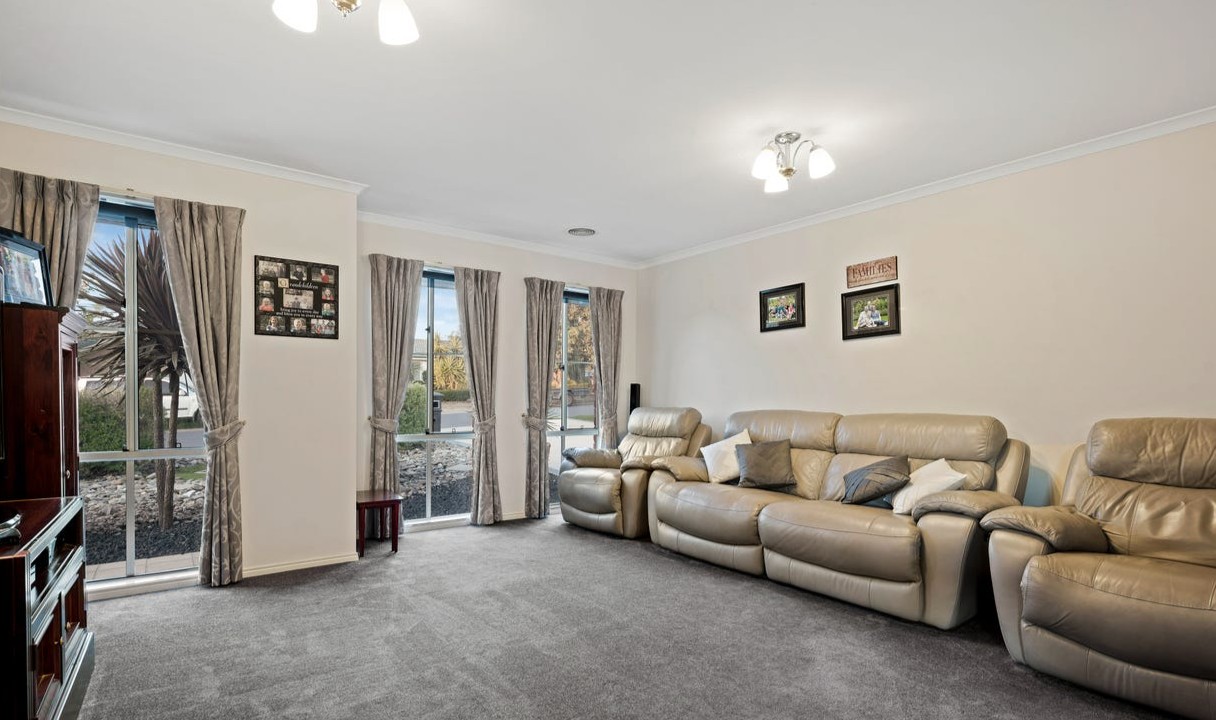 19 Honeysuckle Street, Thurgoona, NSW 2640