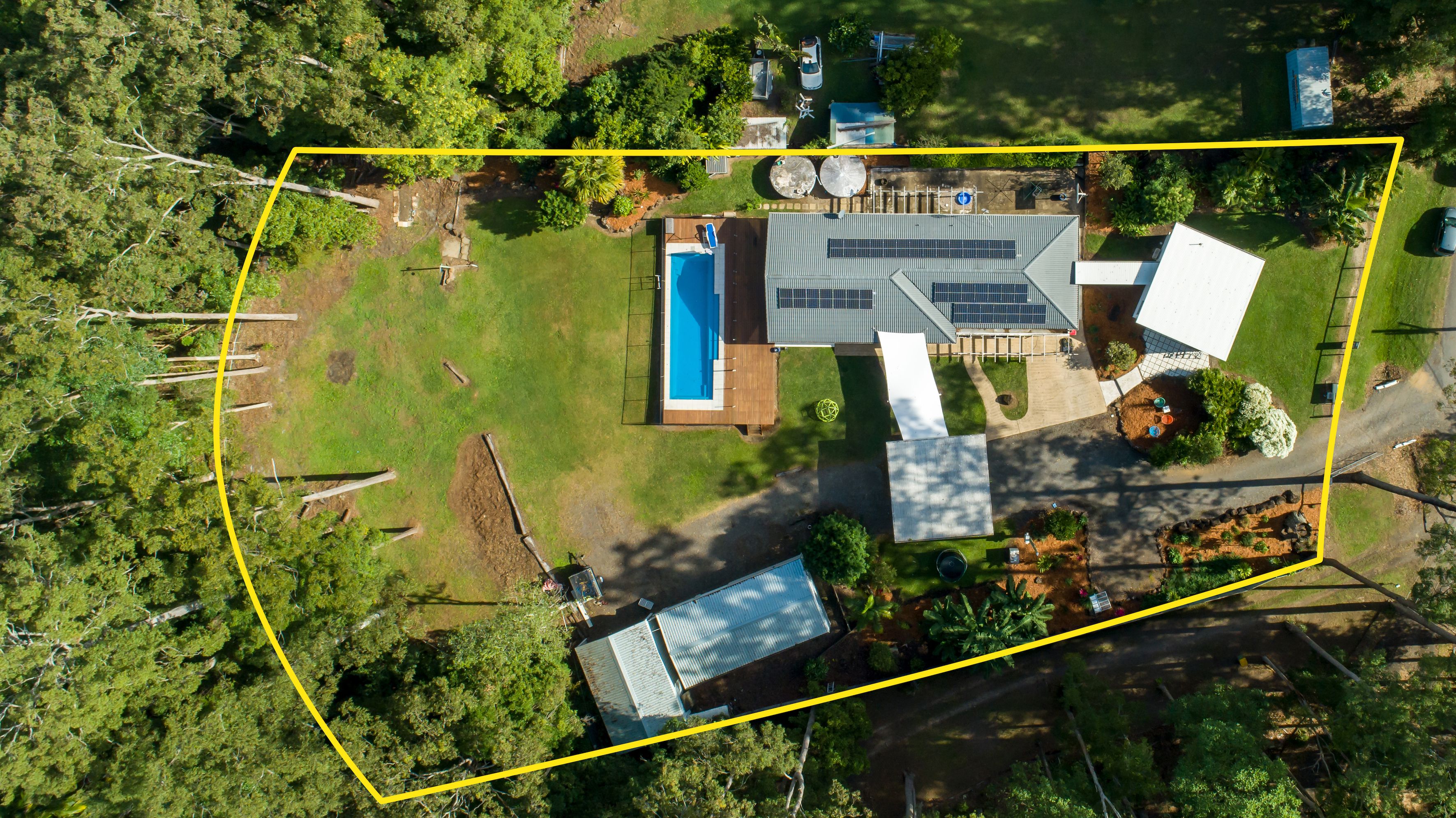 52 De Zen Road, Palmview QLD 4553