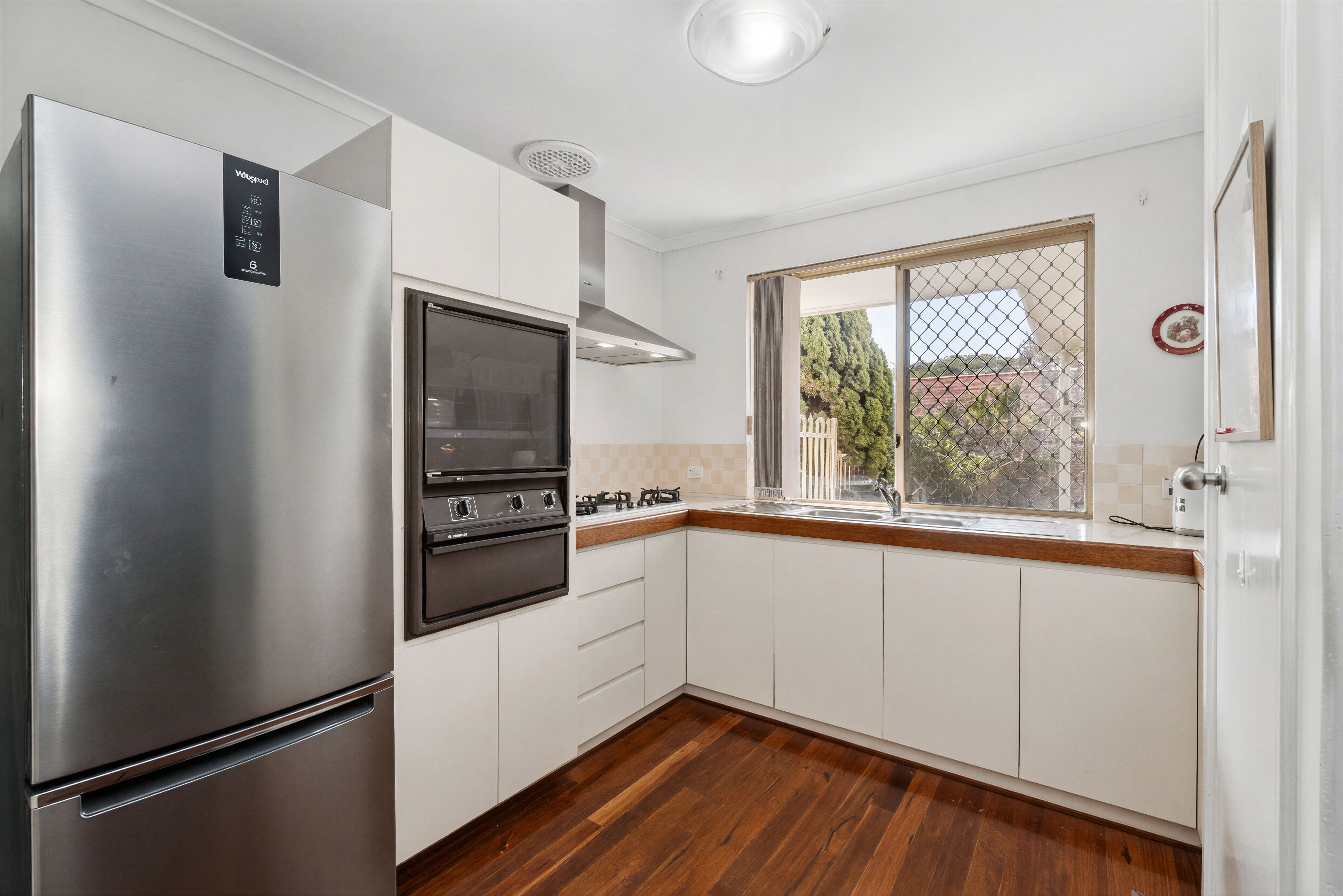 3/2 Bland Place — photo 12 of 28