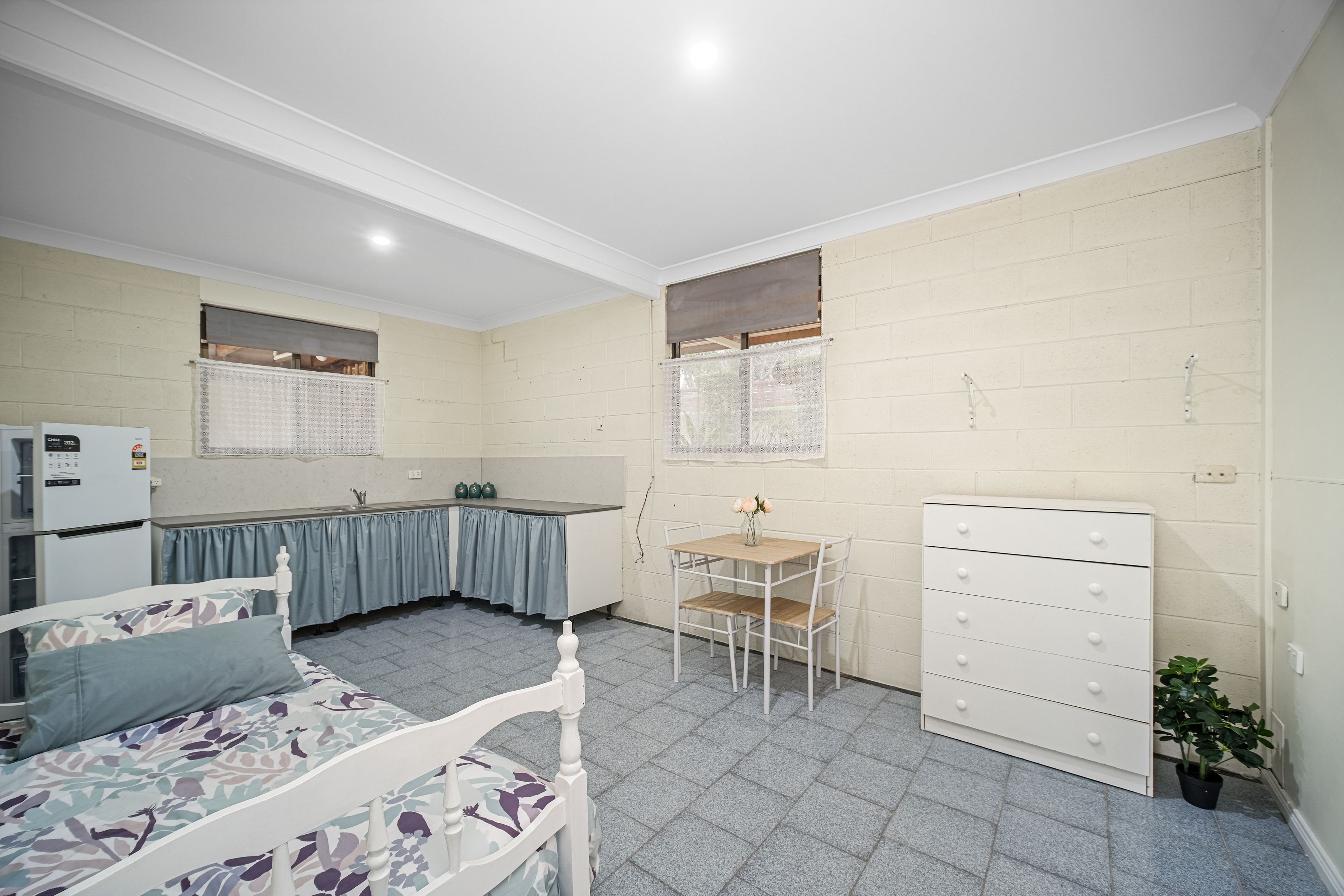27 Claxton Street — photo 13 of 27