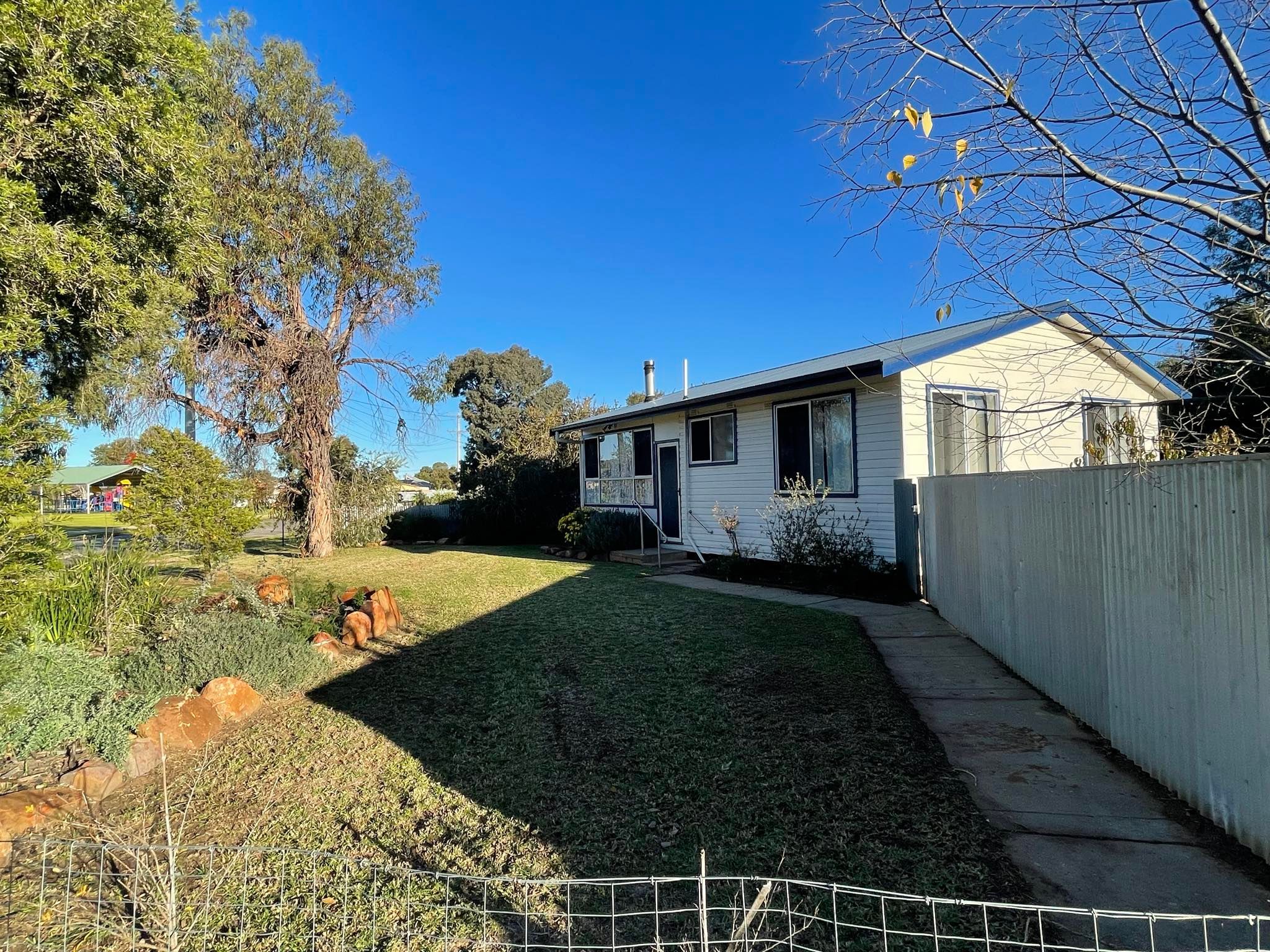 1 Corbett Street — photo 12 of 12