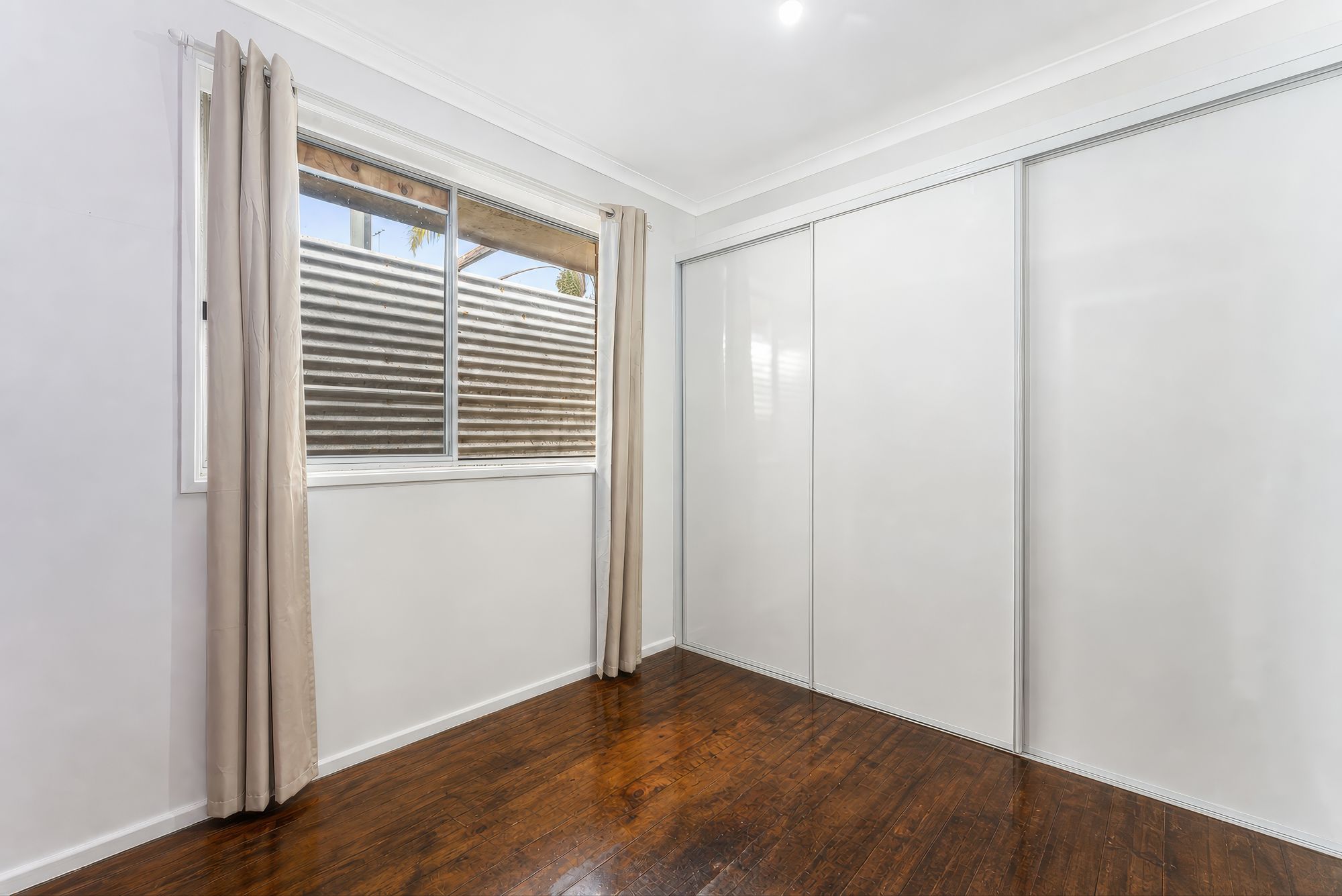 4 Roebuck Road — photo 10 of 16
