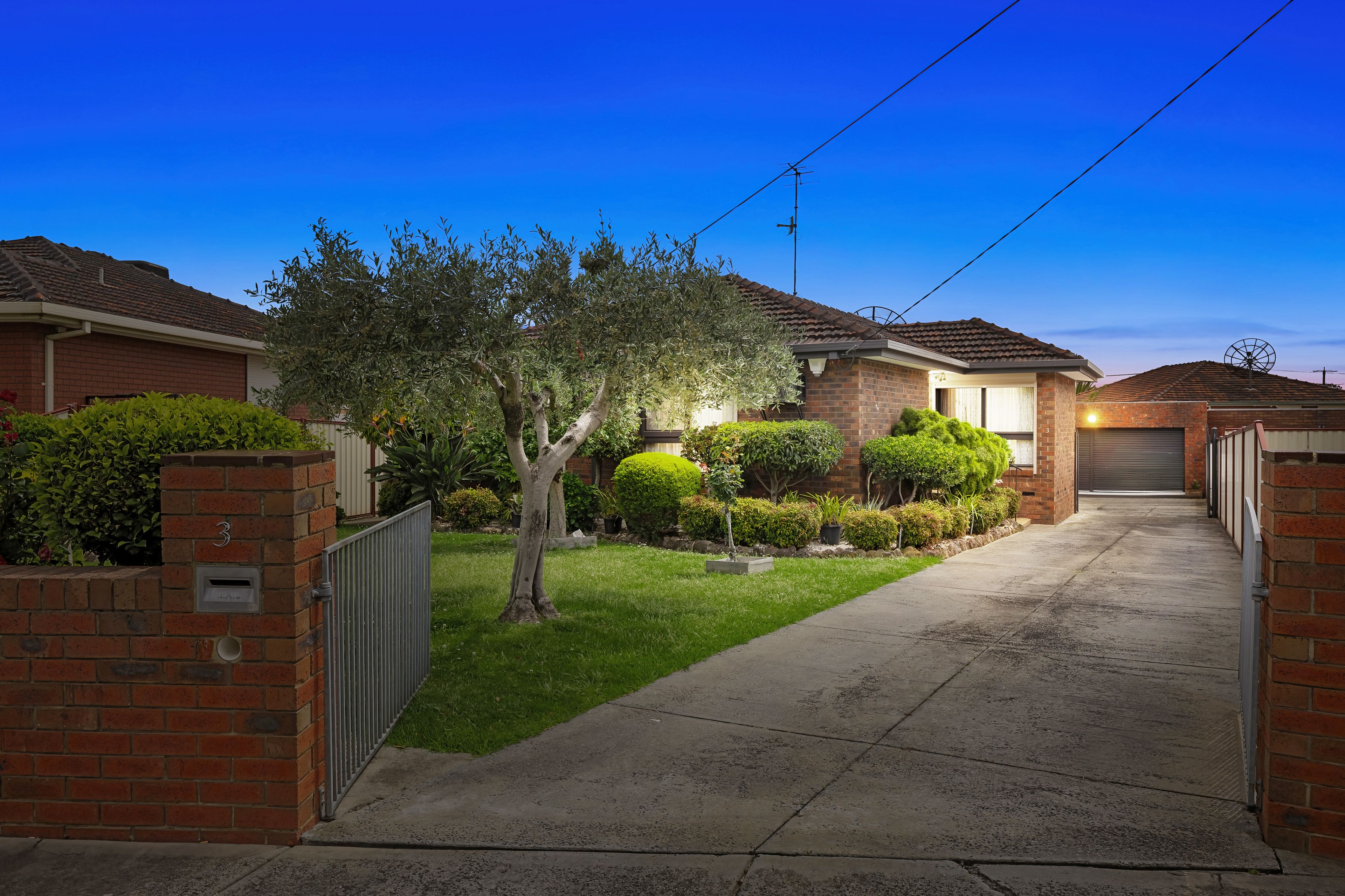 3 Flight Court , Thomastown VIC 3074
