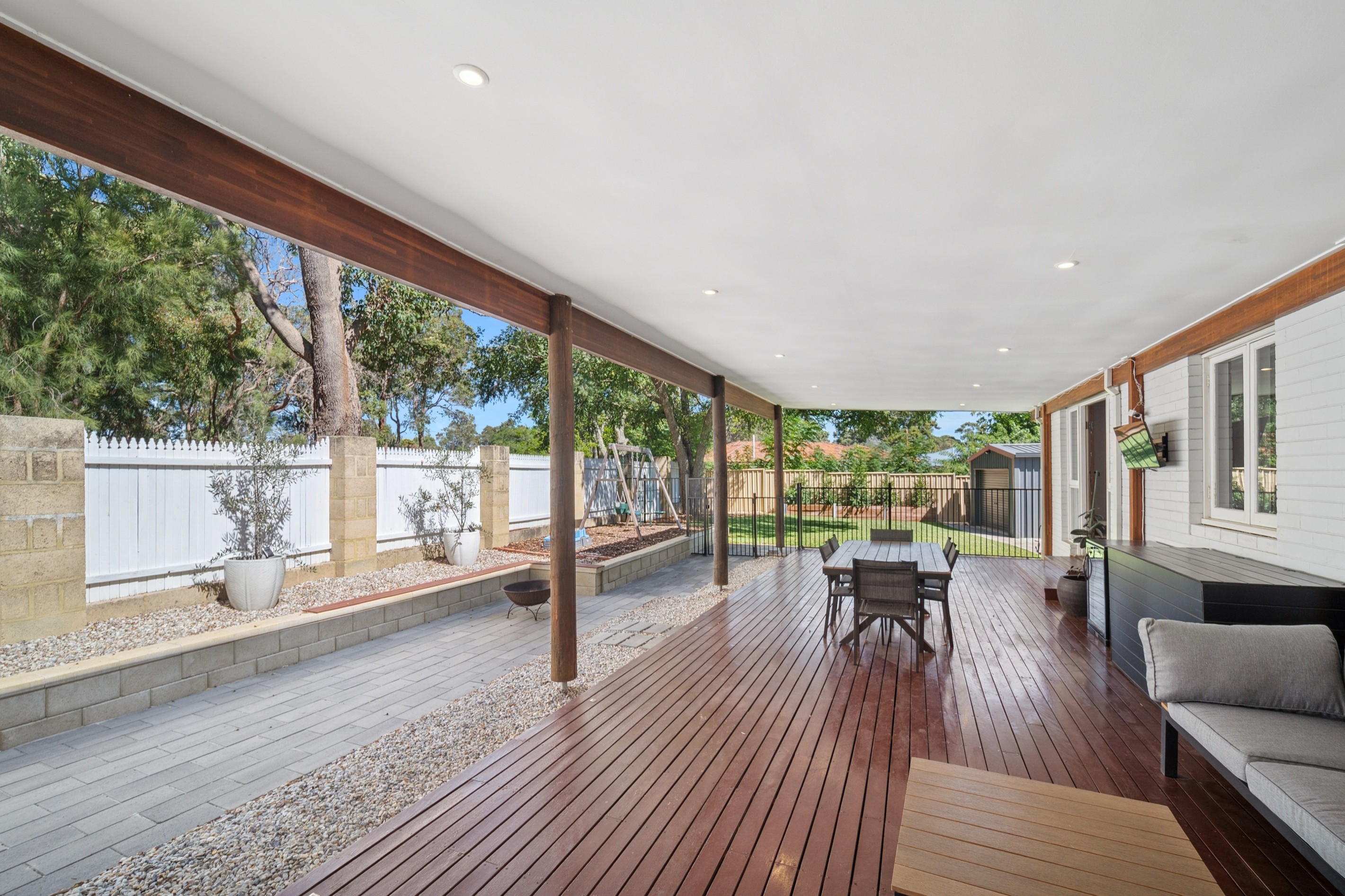 22 Crayden Road, Kalamunda, WA 6076