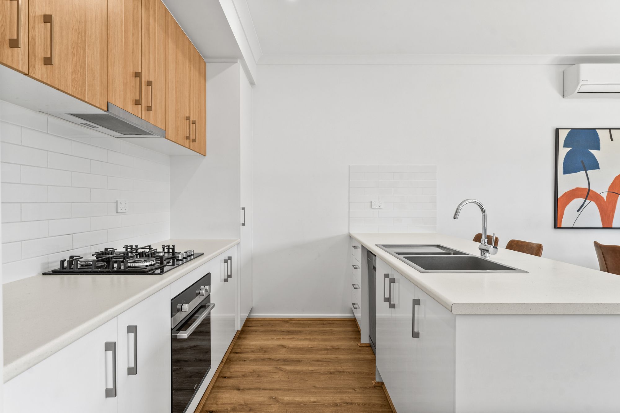 3 Rhynhurst Street — photo 2 of 16