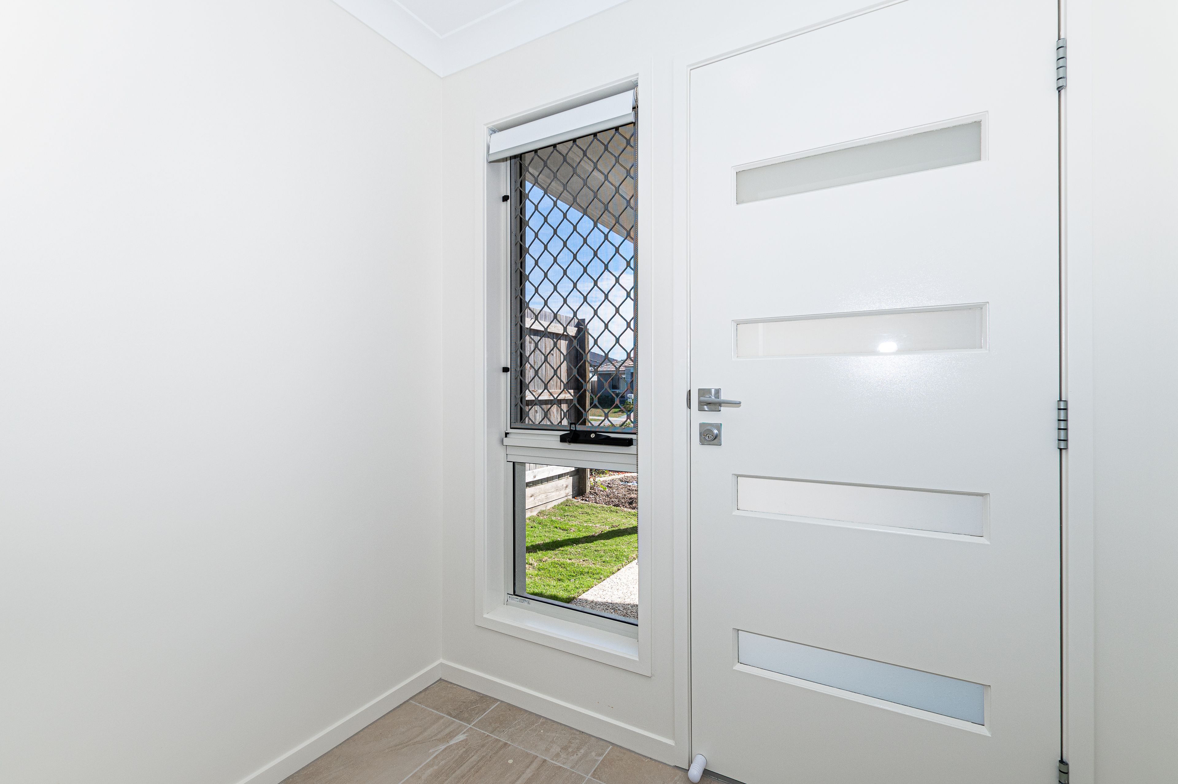1/15 Mount Crosby Street, Park Ridge, QLD 4125