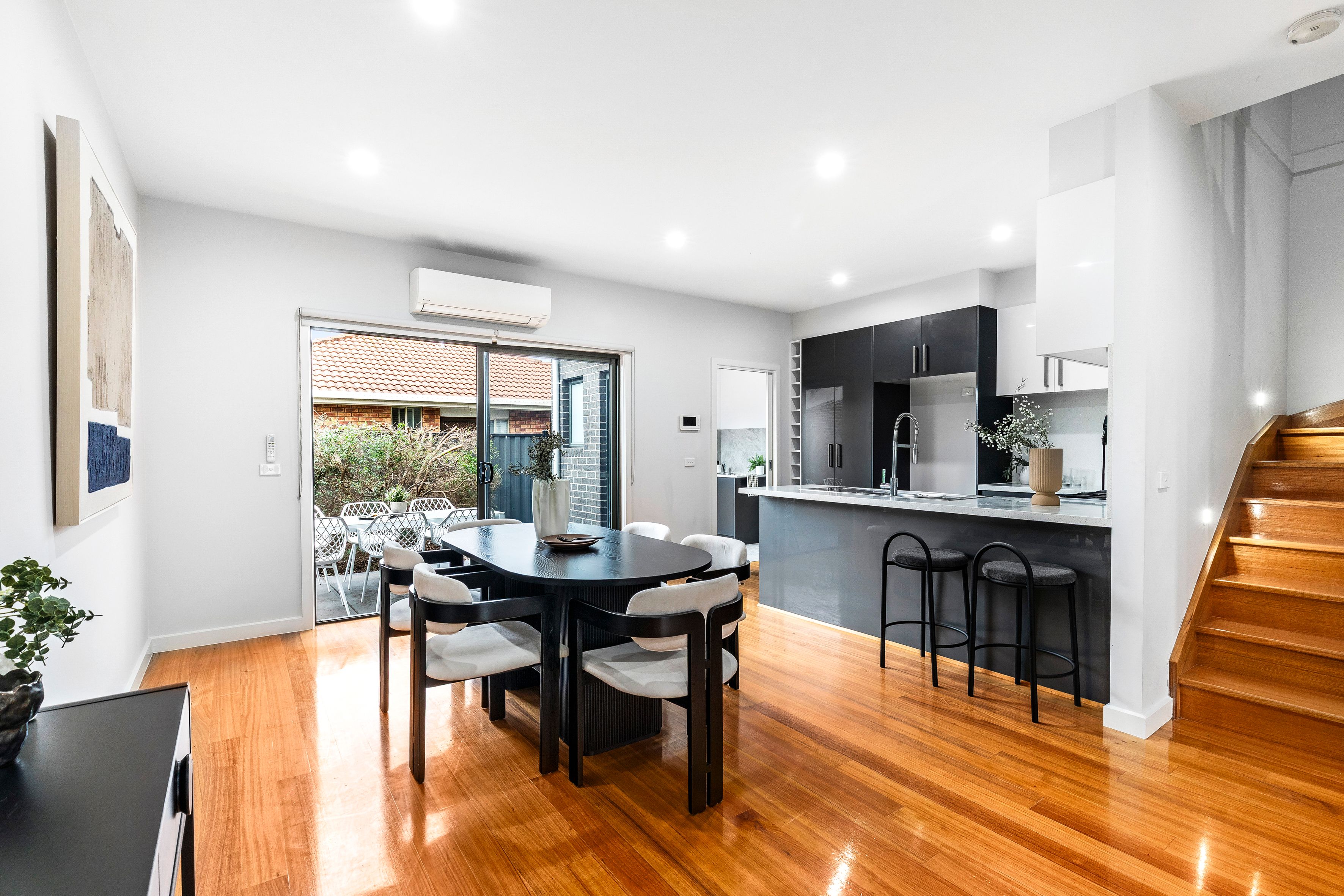 3/33 Kennedy Street — photo 5 of 17