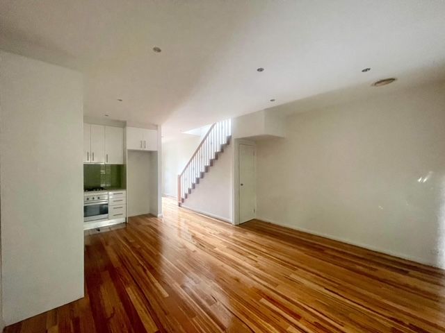 13/70-74 Cardinal Road — photo 2 of 9