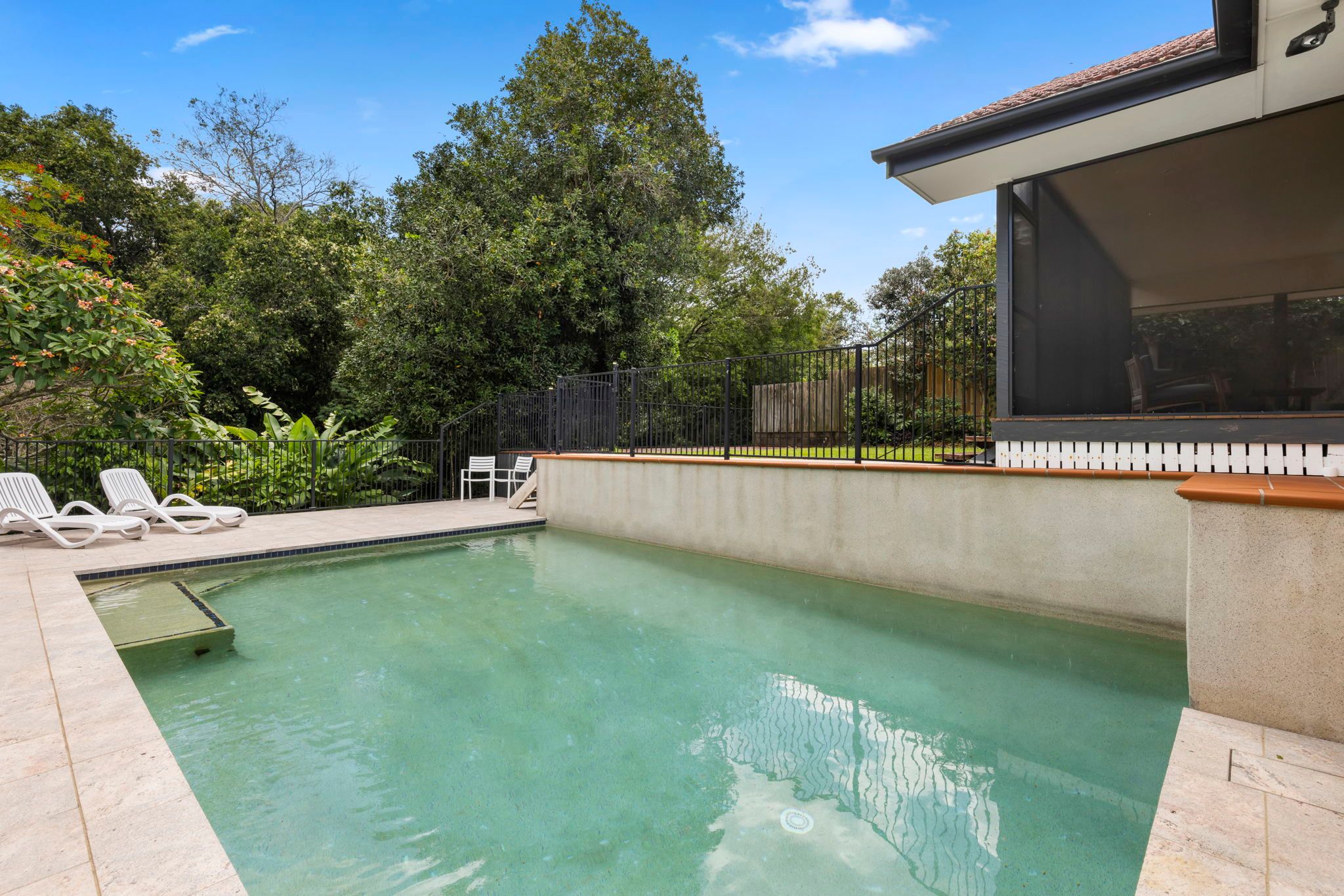 72 Bowman Parade, Bardon, QLD 4065