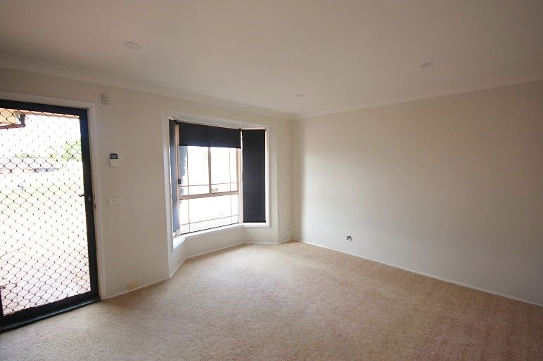 3/6 Parkholme Circuit, Englorie Park, NSW 2560
