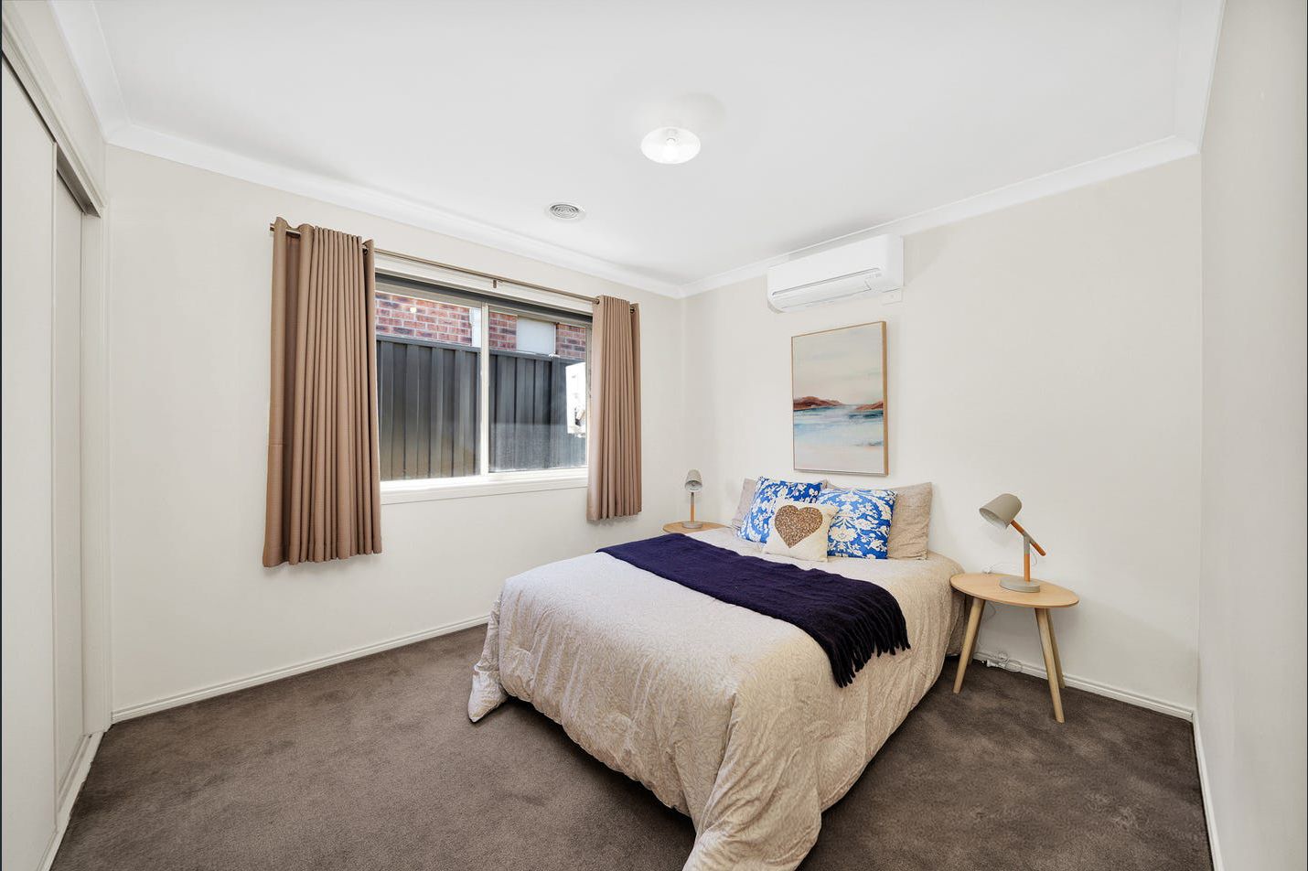 19 Weavers Street — photo 7 of 13
