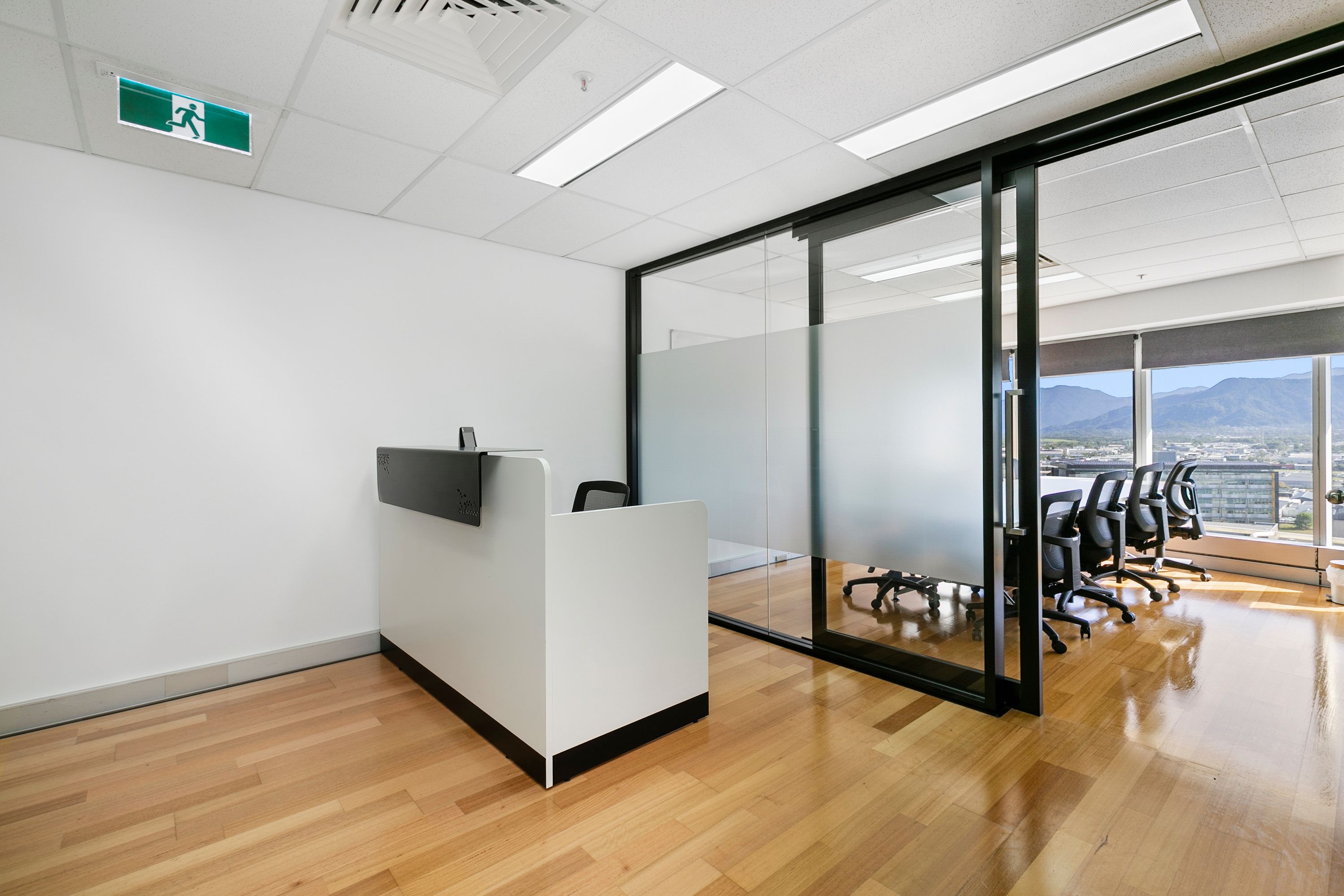 L15 (AV)/15 Lake Street, Cairns City, QLD 4870