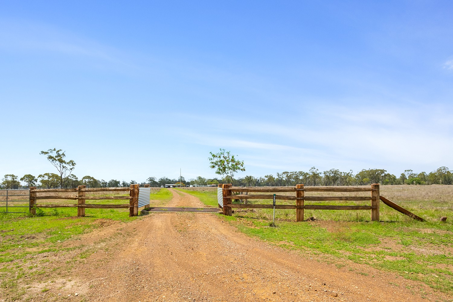 206 Harding Road, Alton Downs, QLD 4702