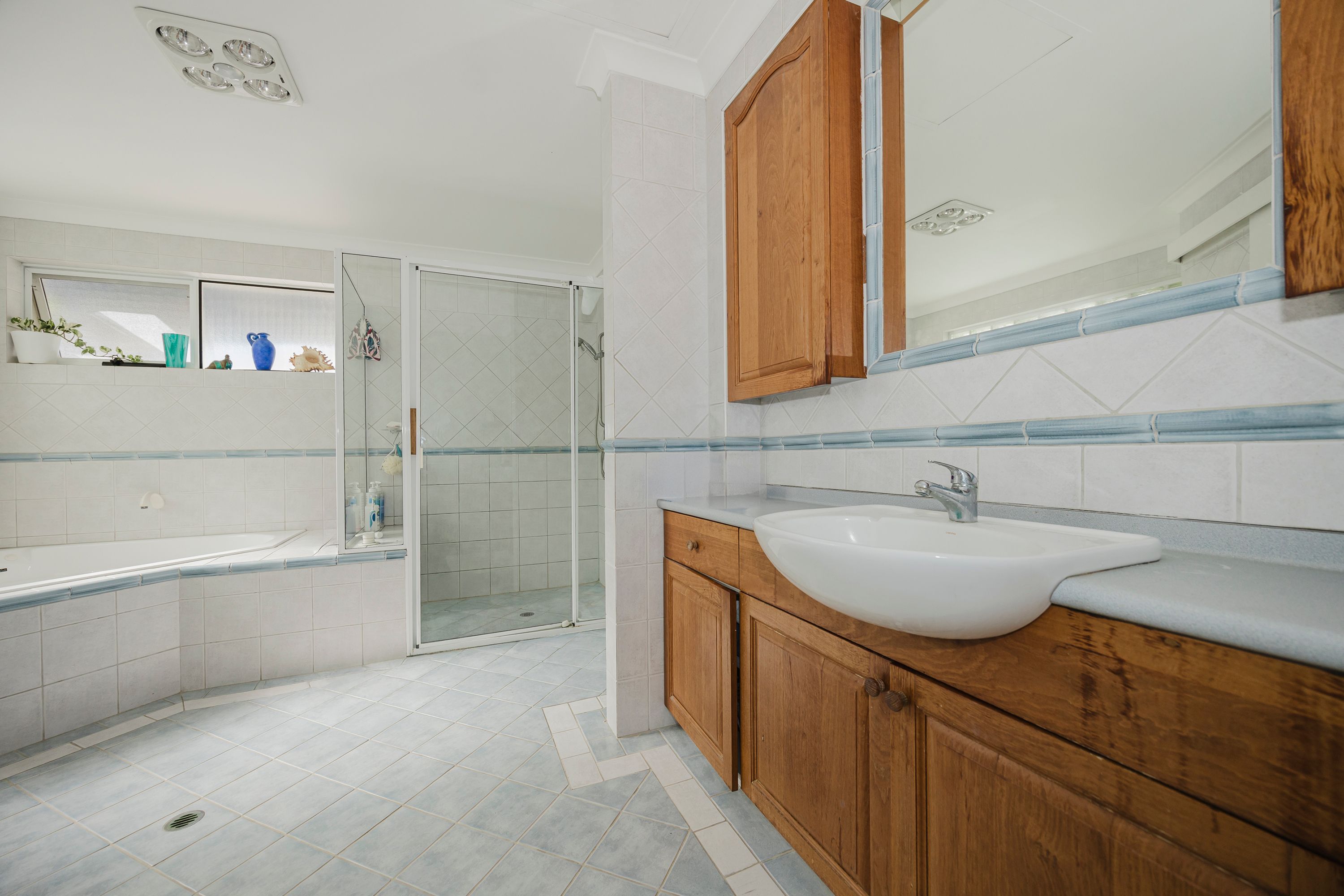 3 Robinson Avenue — photo 13 of 30