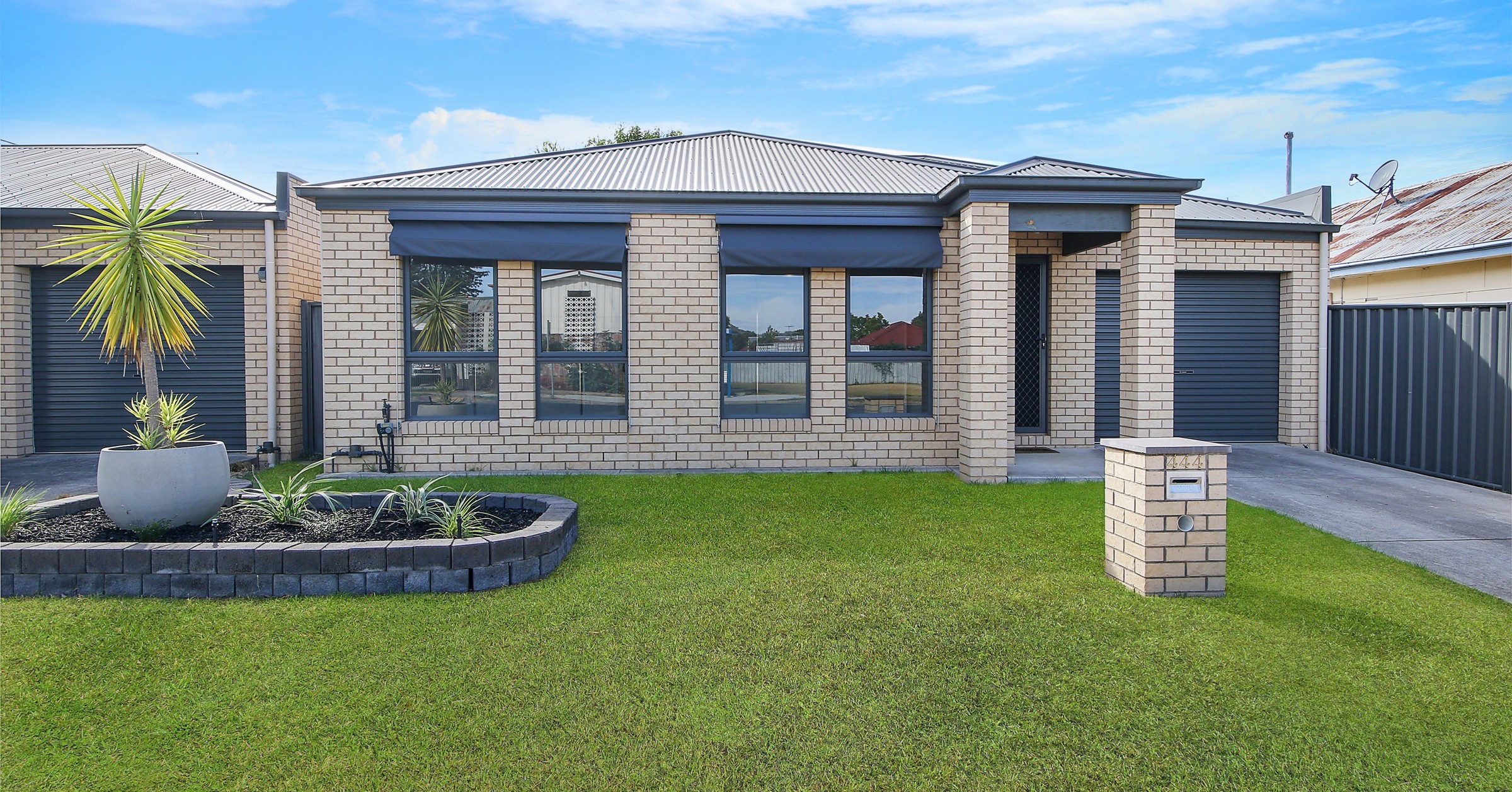 2 444 Kotthoff Street Lavington NSW 2641 Leased Townhouse Ray 2-444-kotthoff-street-lavington-nsw-2641-leased-townhouse-ray