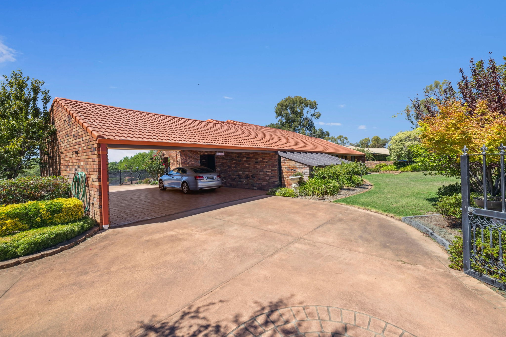 19 Dawson Drive, Cowra, NSW 2794