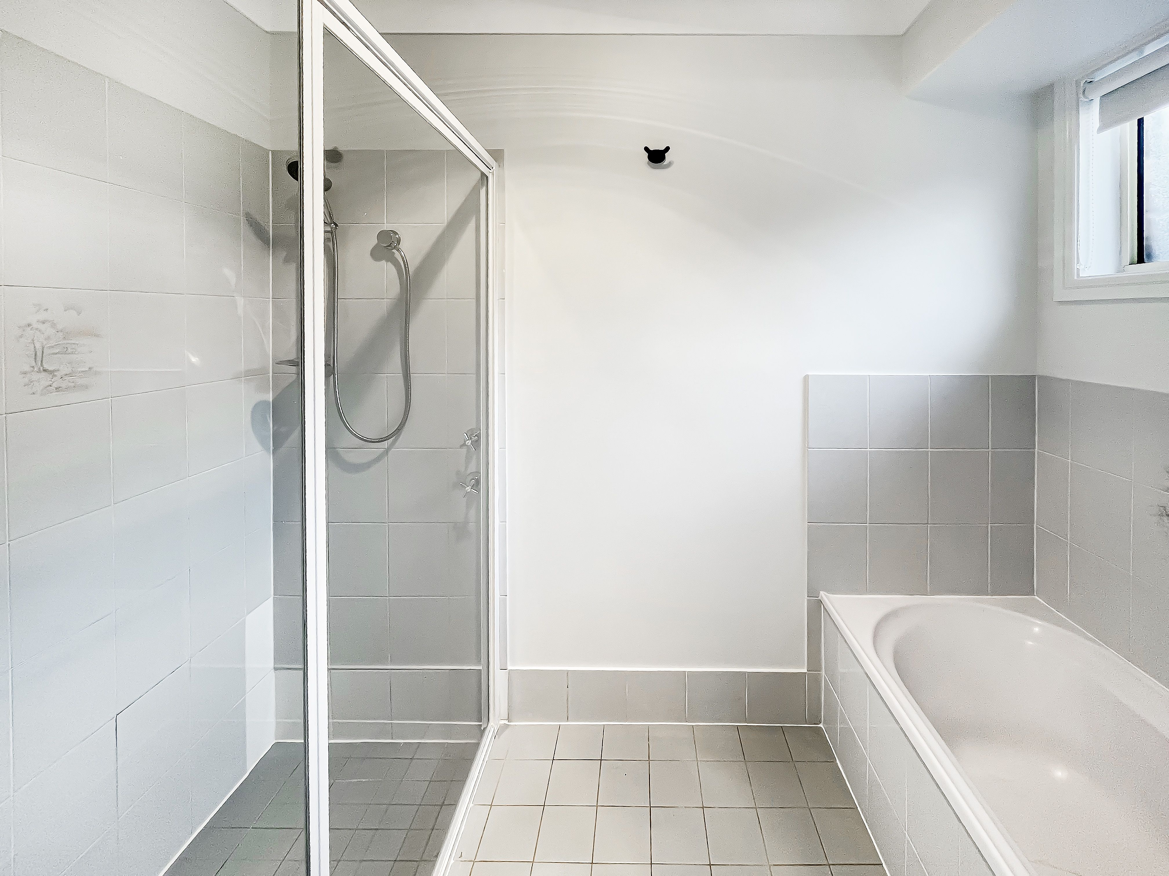 38 Chifley Drive — photo 10 of 13