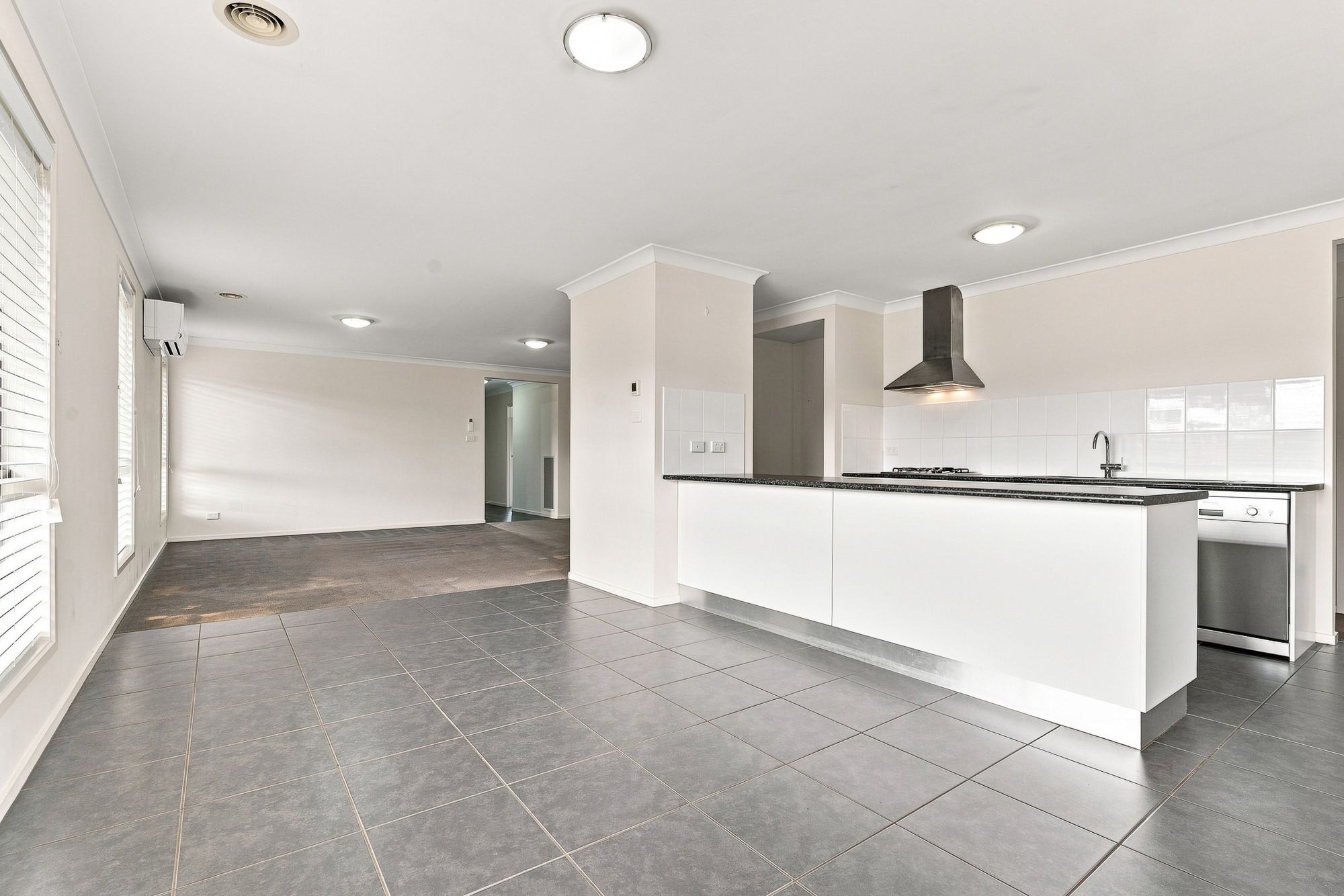 25 Dimboola Way — photo 6 of 20