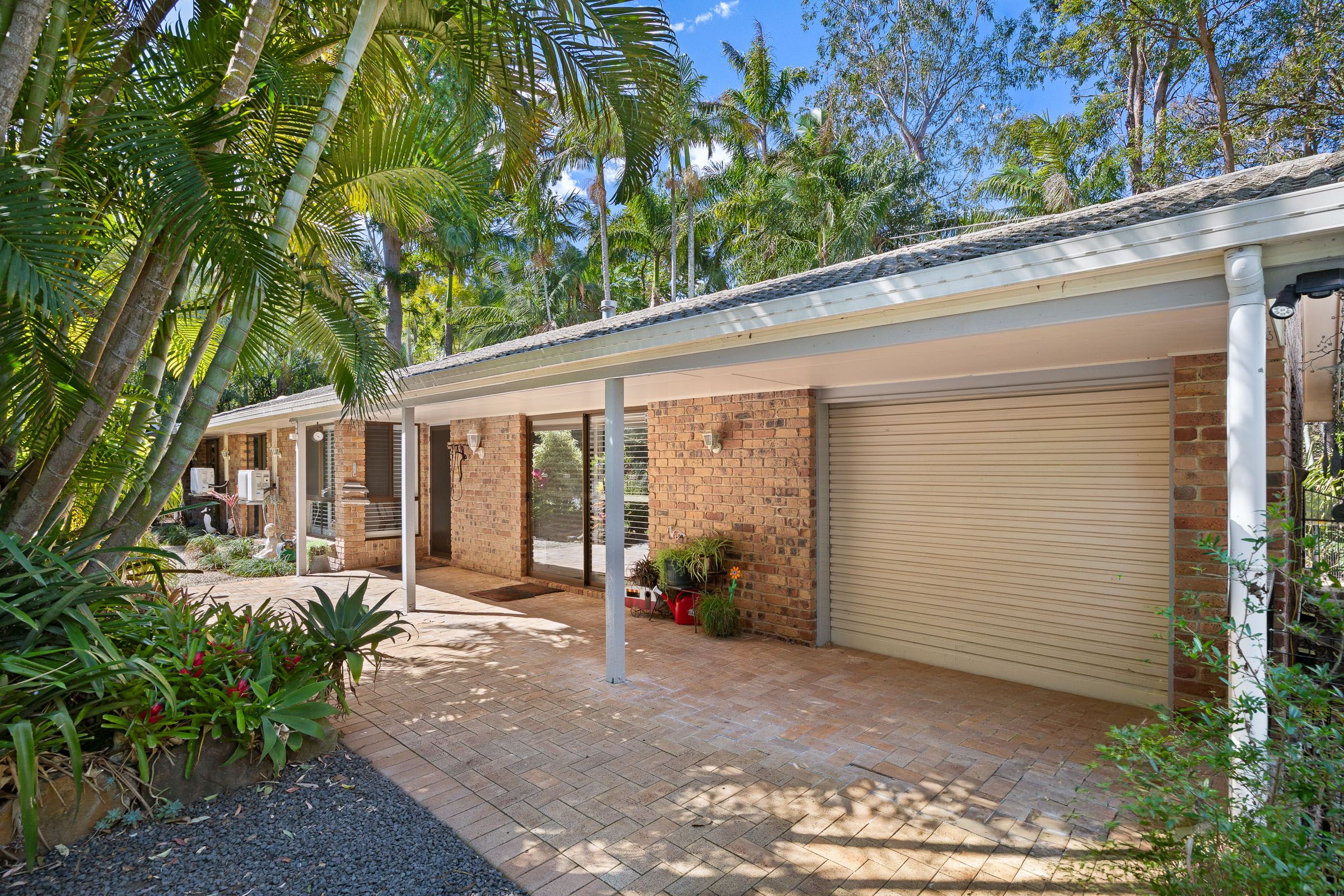 10 Islandview Street — photo from Ray White Ipswich