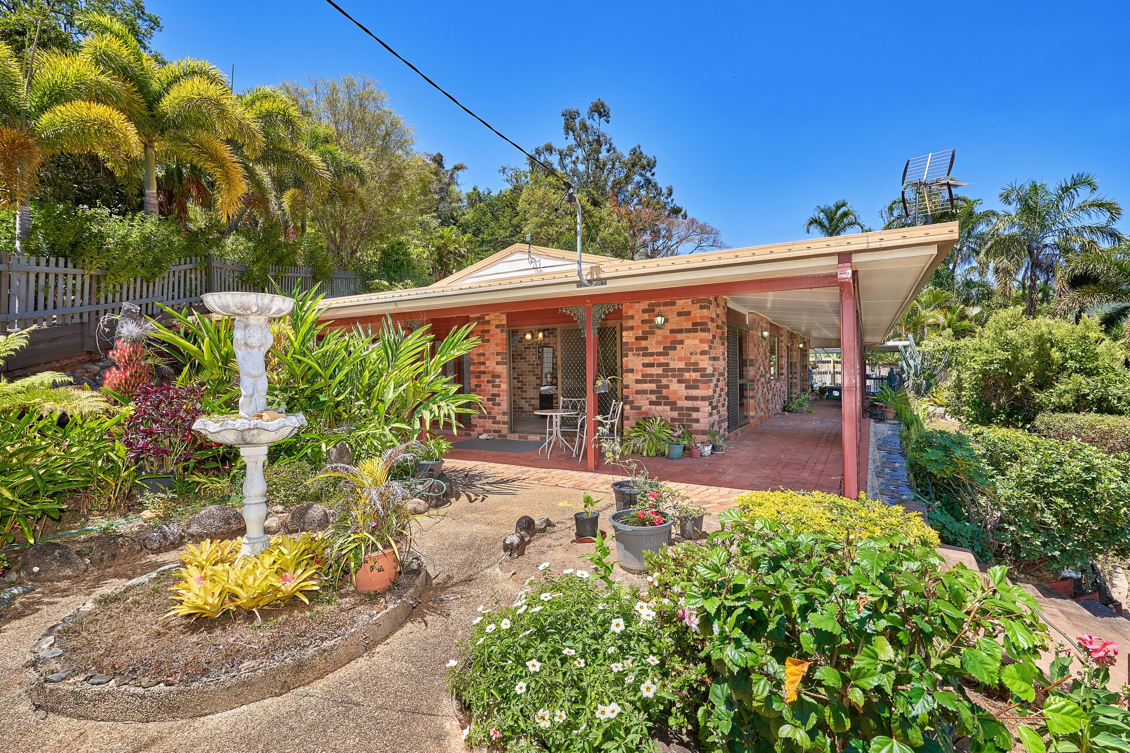 2 Kiriwina Close, Trinity Beach QLD 4879
