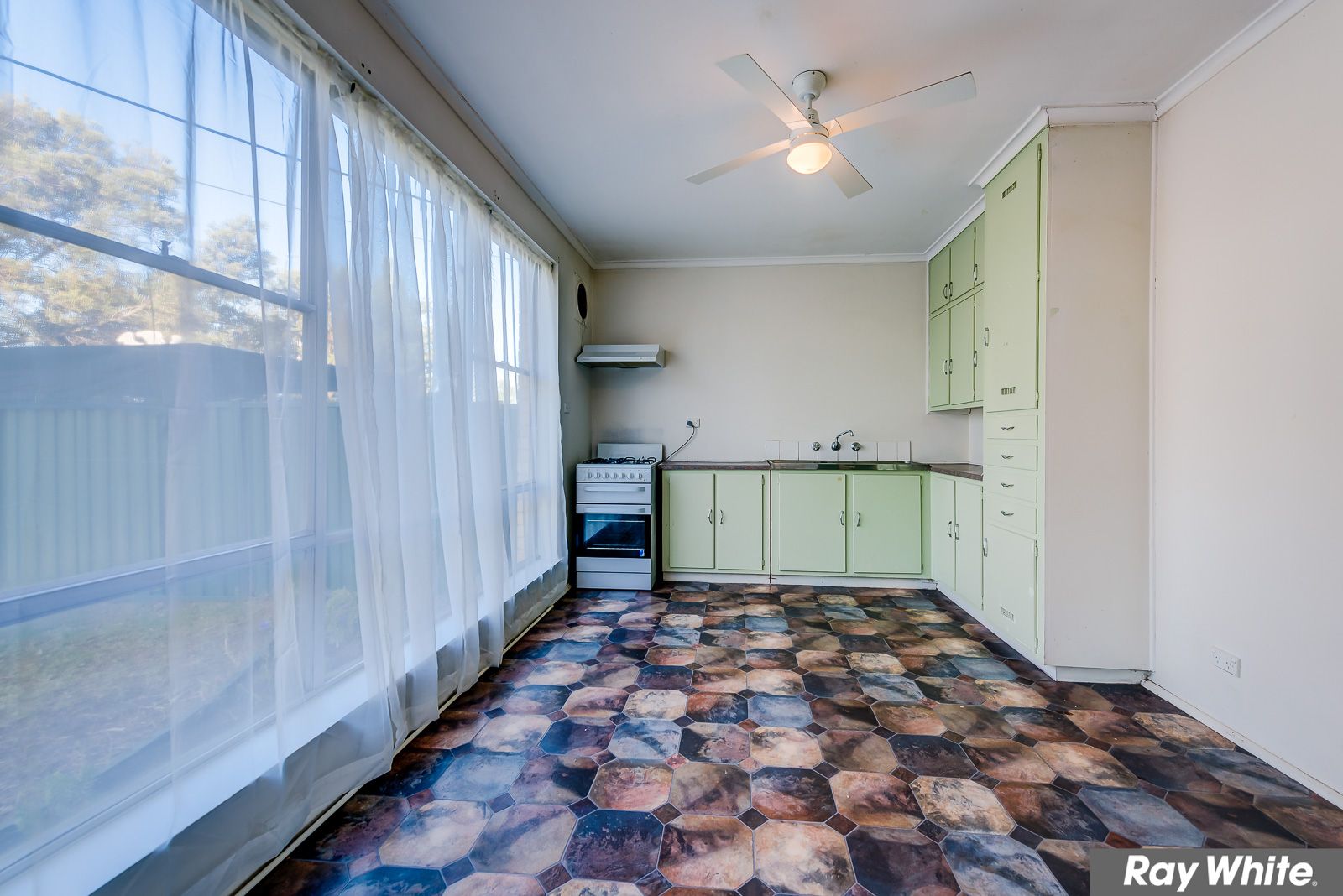 98 Shaws Road, Werribee, VIC 3030