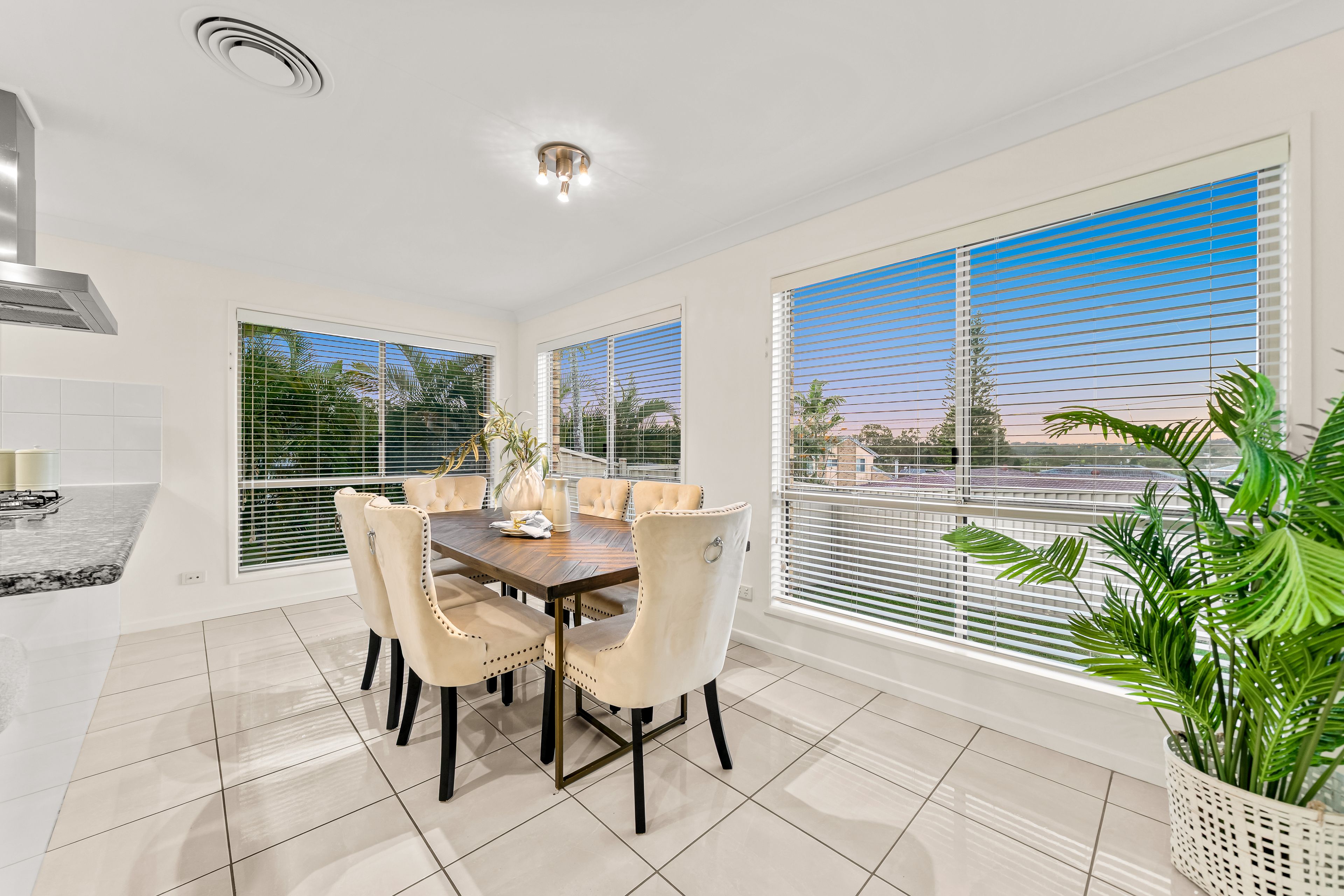 2 Artemis Court — photo 8 of 30