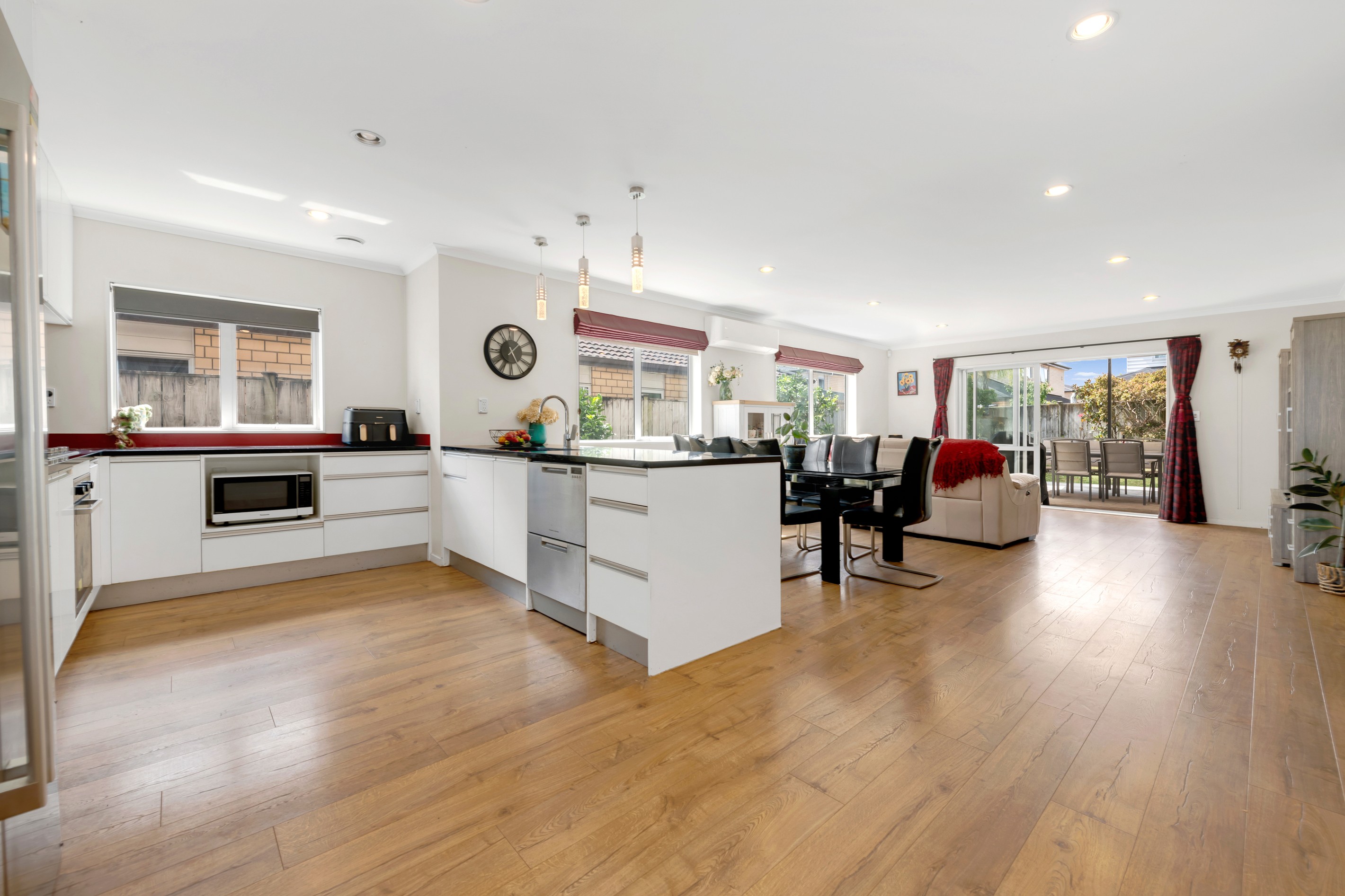 50 Helianthus Avenue, Flat Bush, Manukau City