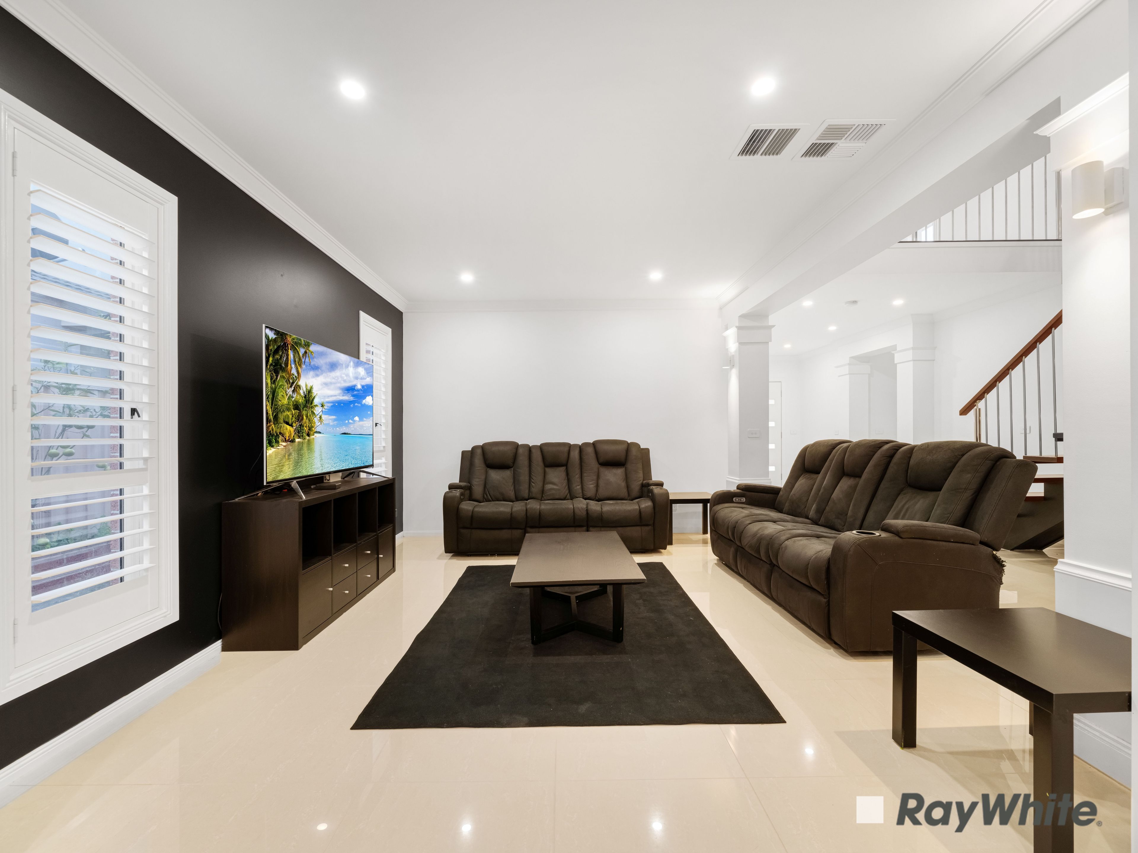 18 Ashford Drive — photo 8 of 27
