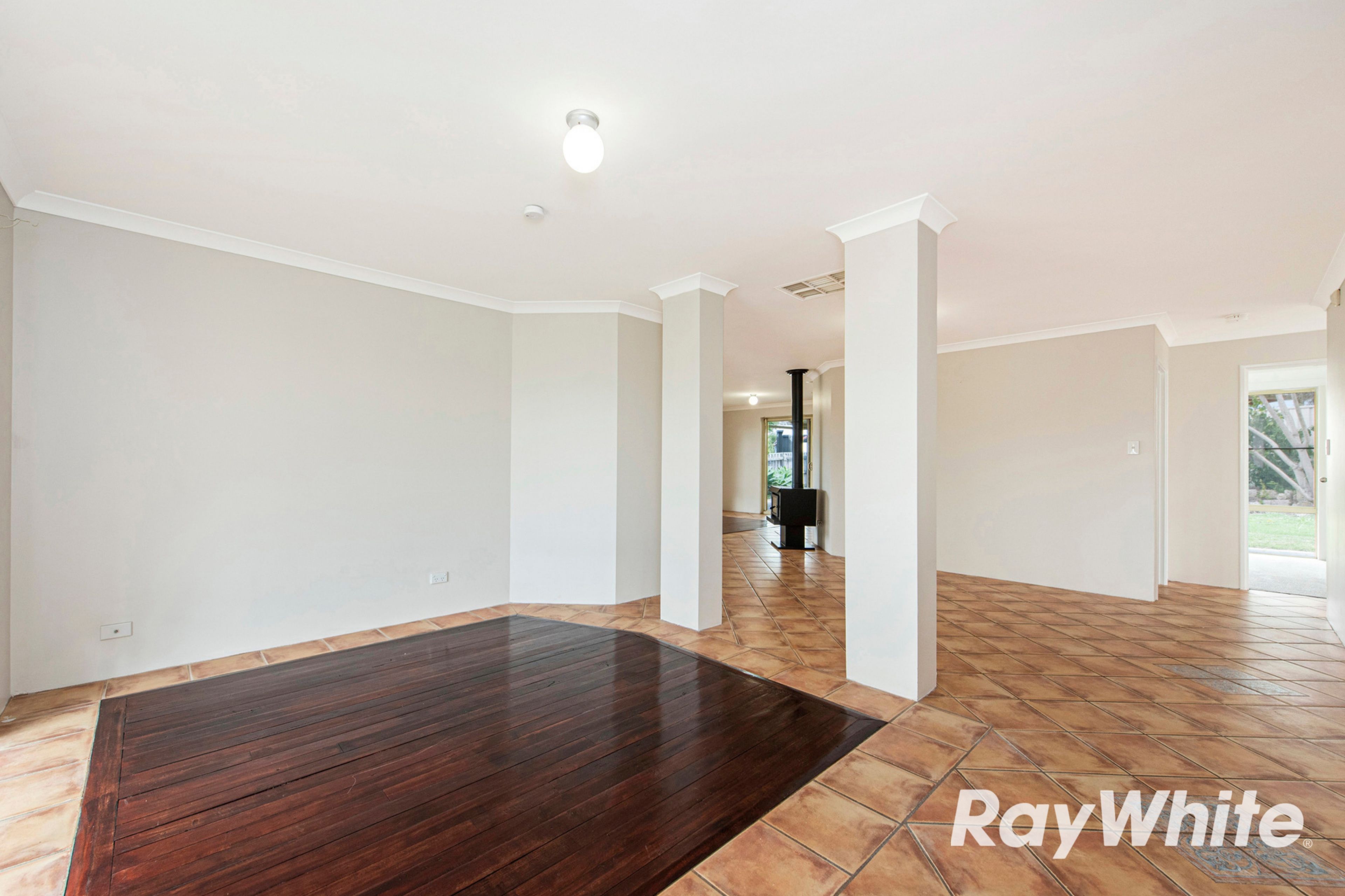 15 Kennett Place — photo 3 of 18