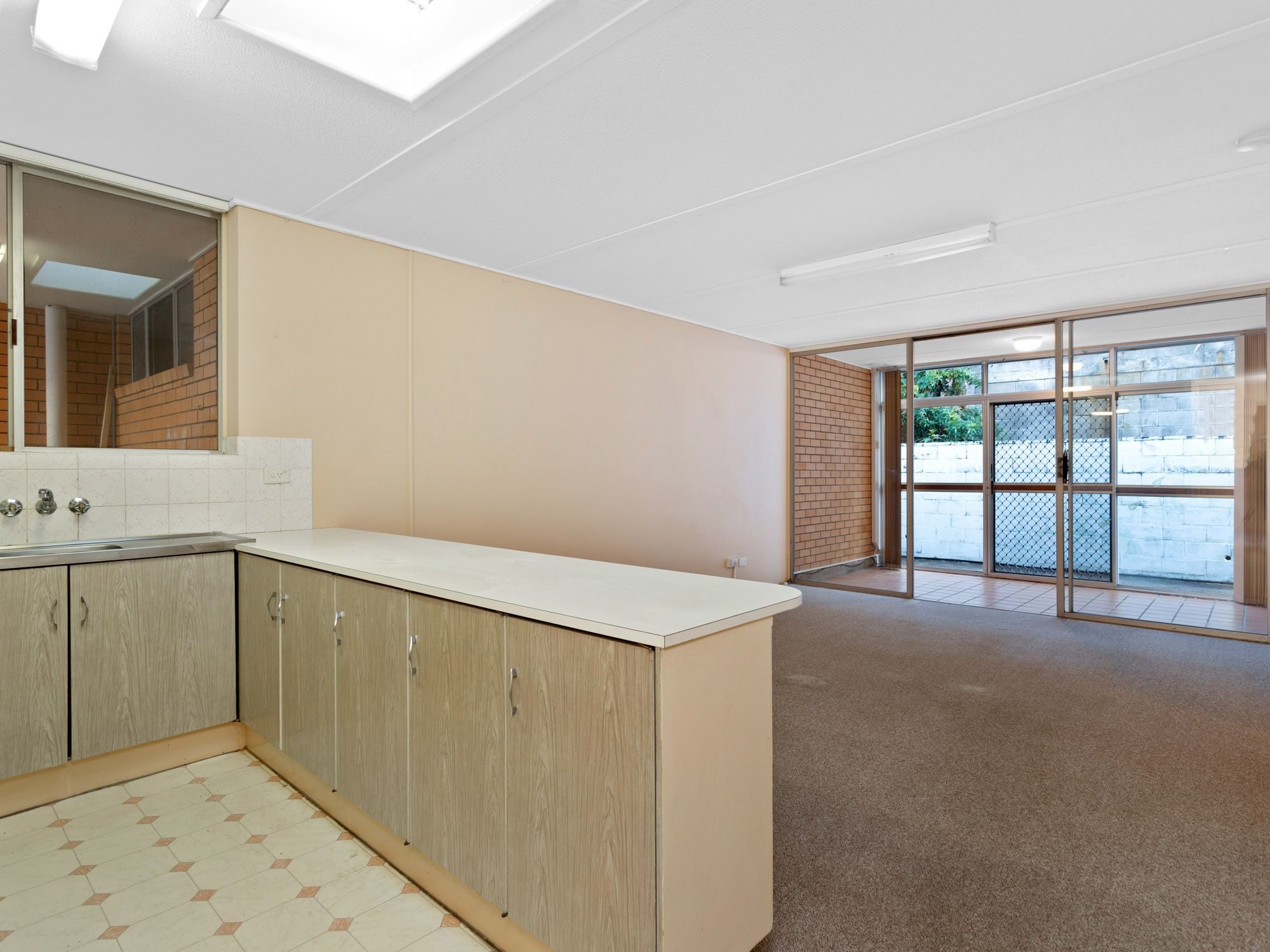 5/4 Marine Parade, Southport, QLD 4215