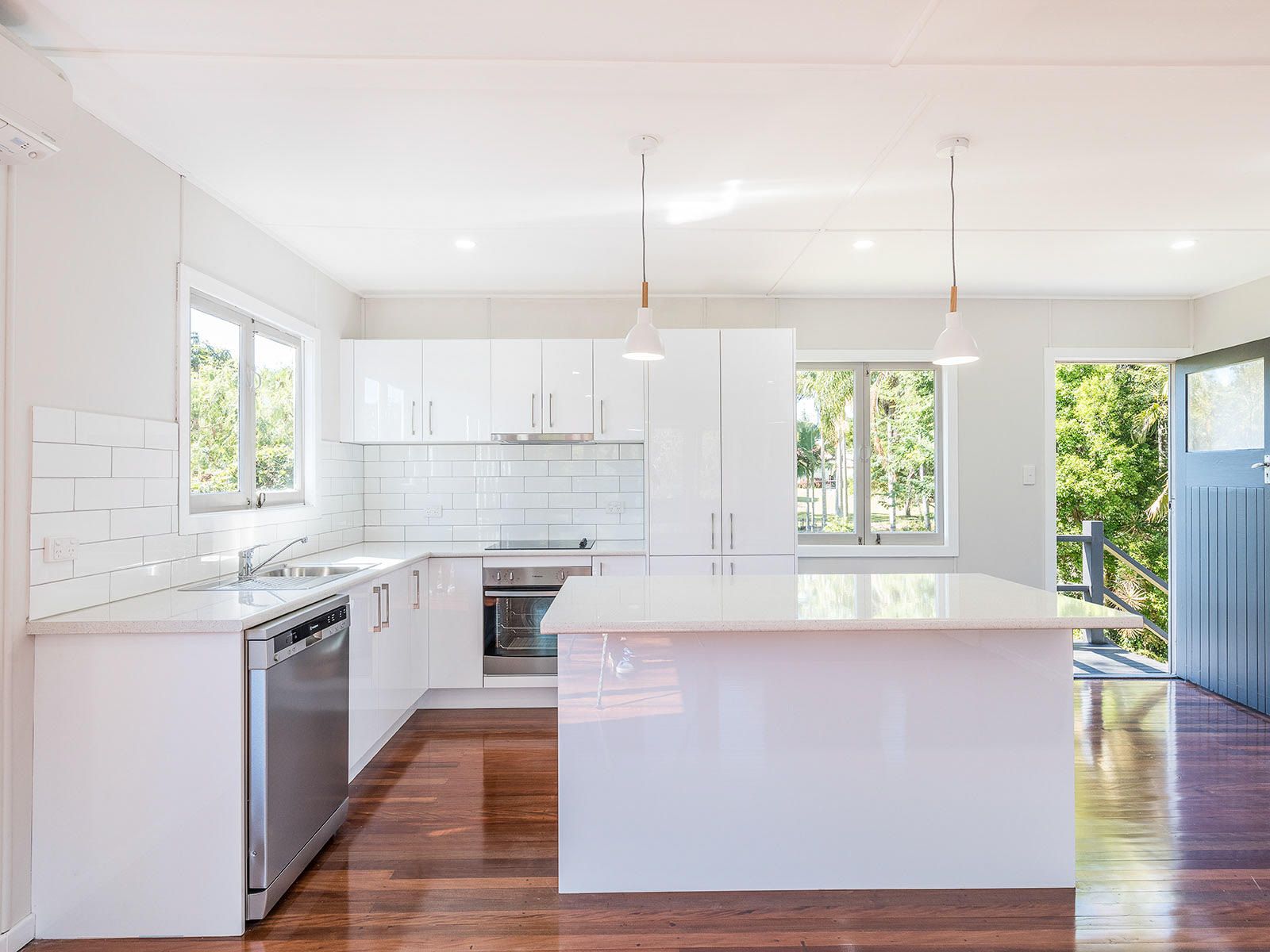 44 Anzac Road, Carina Heights, QLD 4152