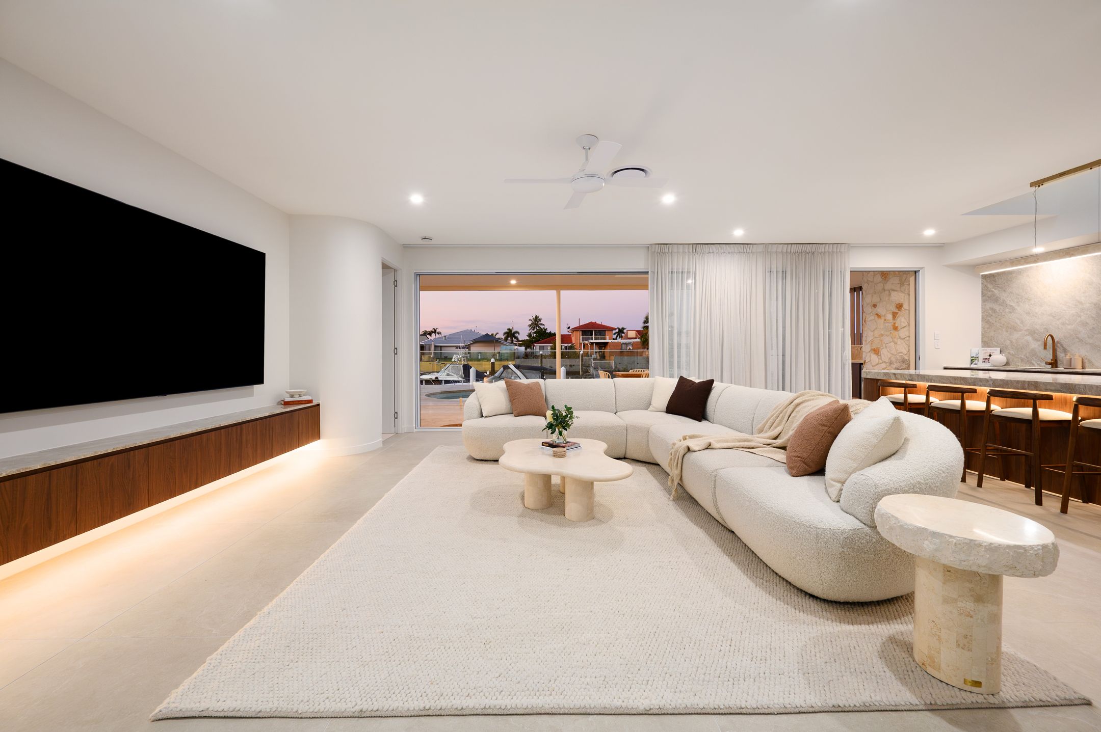 35 Oxley Drive — photo 10 of 30
