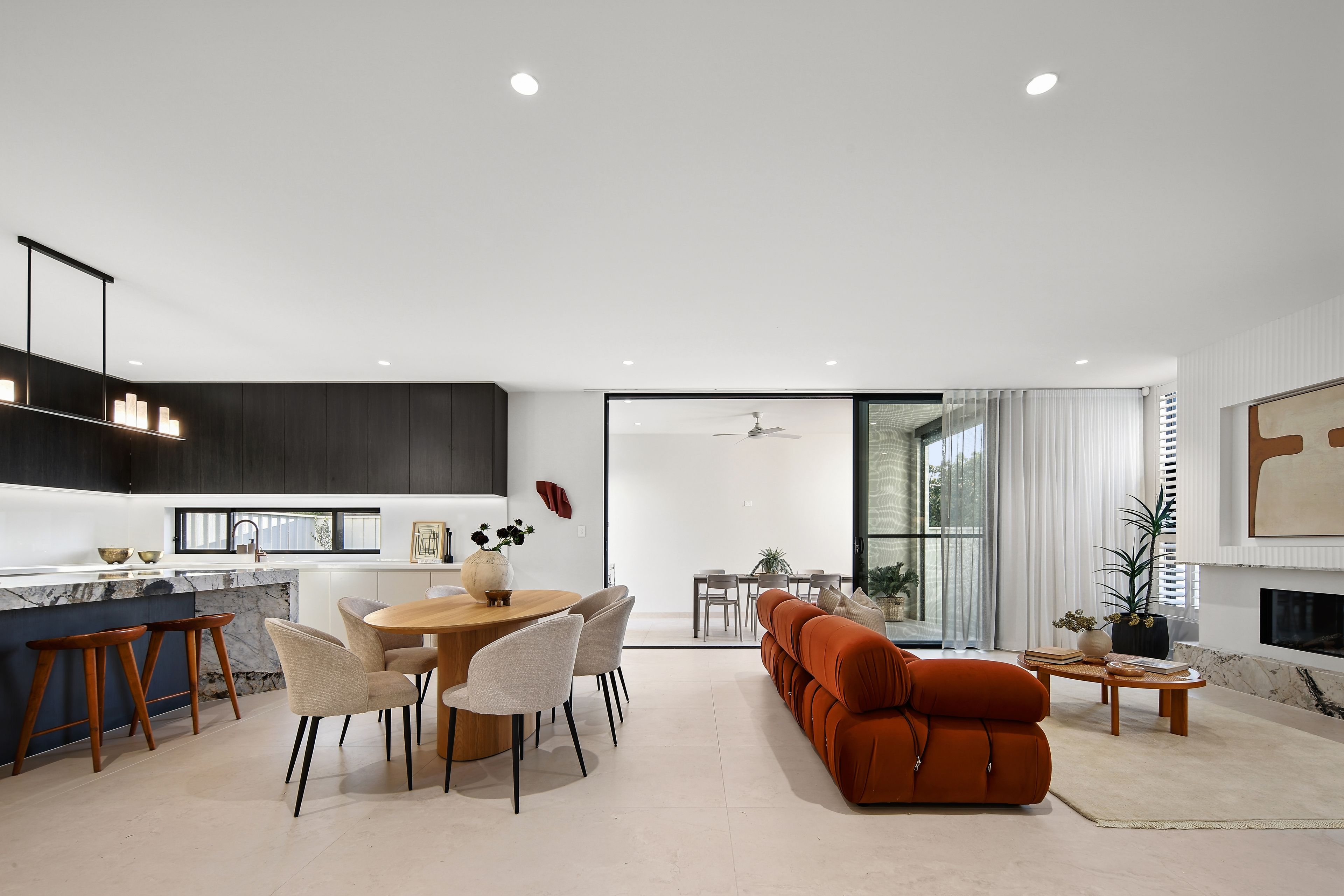 25 Narelle Crescent — photo 4 of 14