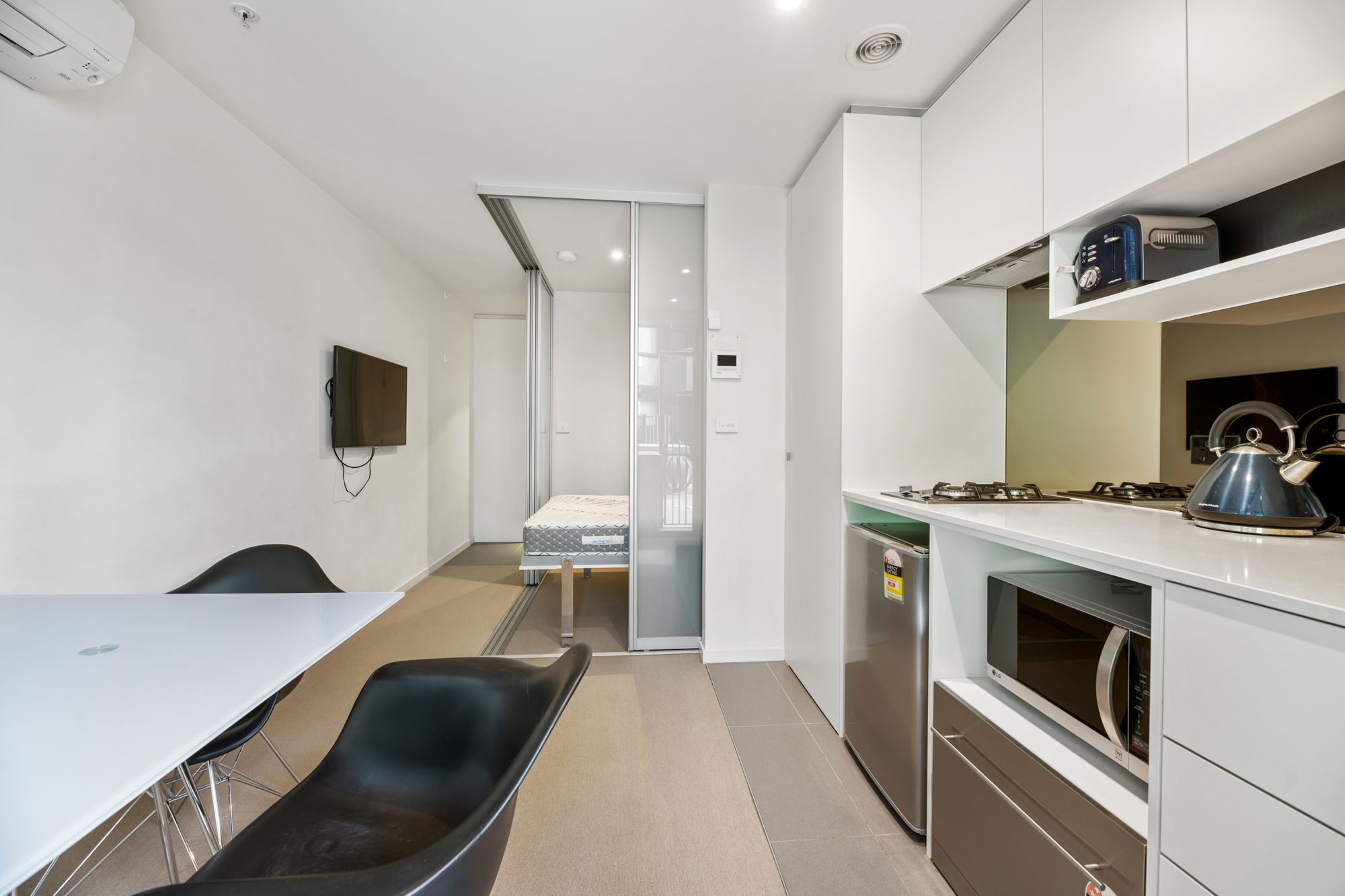 102/243 Franklin Street, Melbourne, VIC 3000