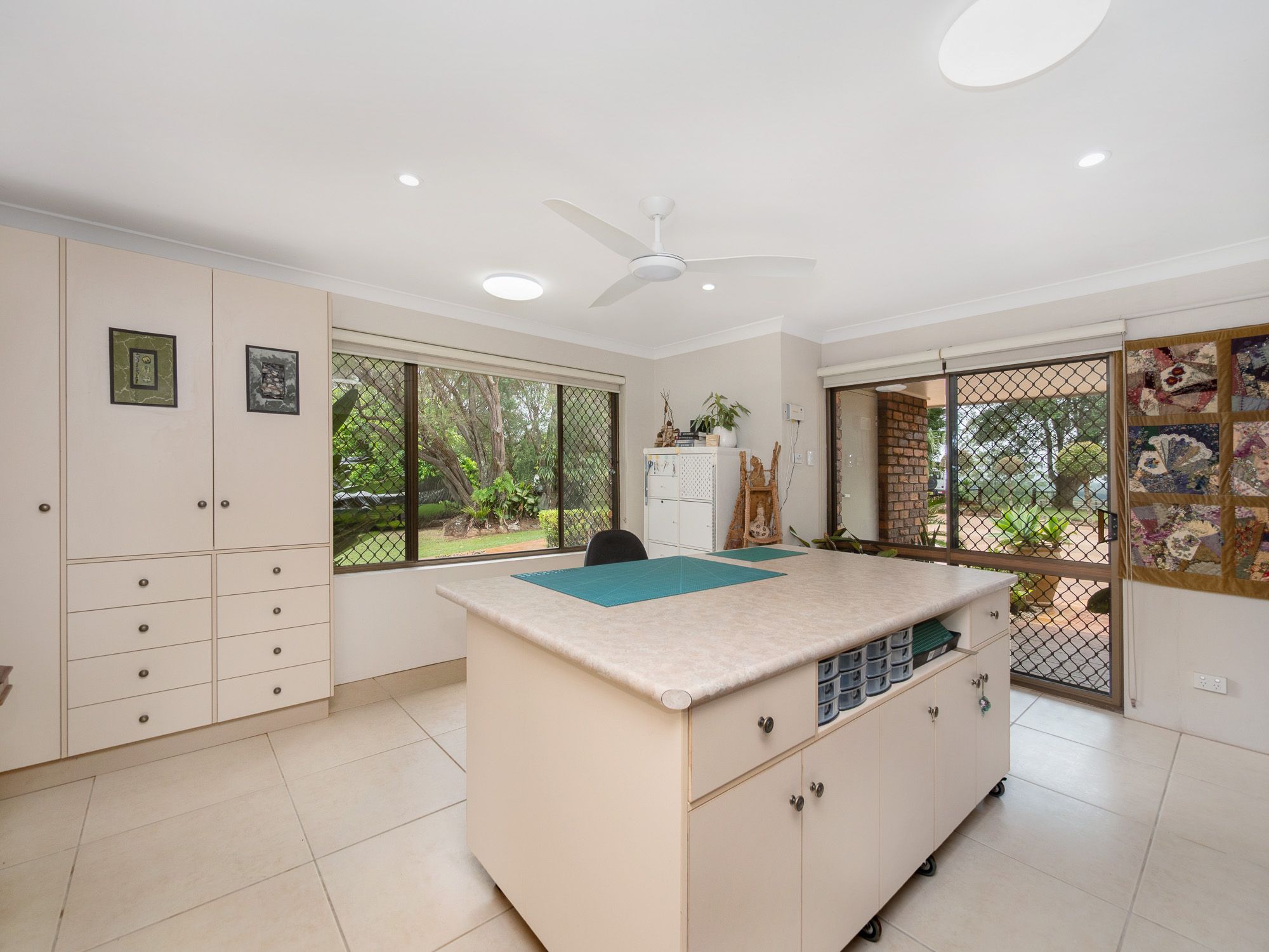 322 Alphadale Road — photo 10 of 29