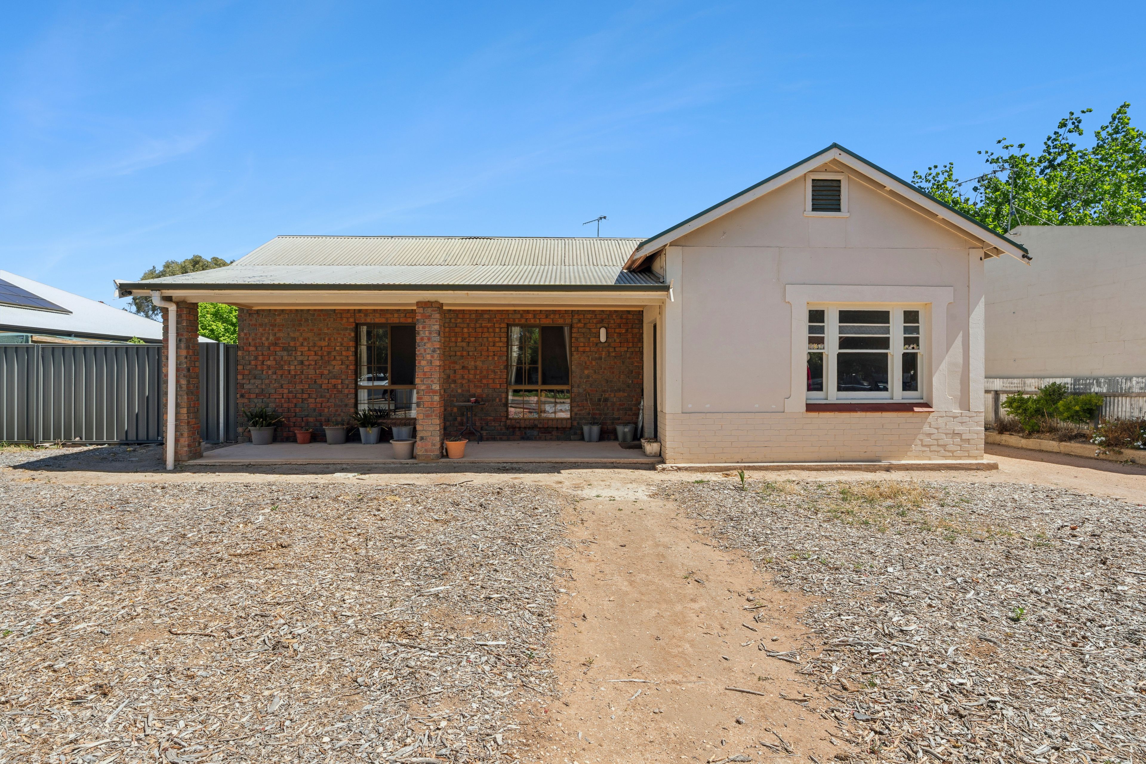 17 Railway Terrace, Renmark, SA 5341