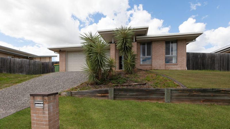 3 Samuel Court, Yamanto, QLD 4305
