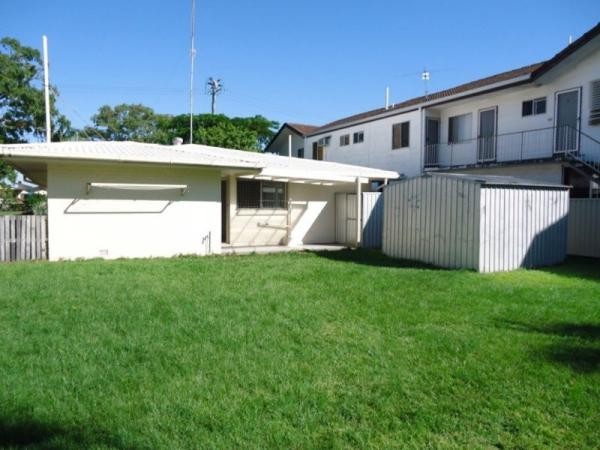 41 Back Street, Biggera Waters, QLD 4216