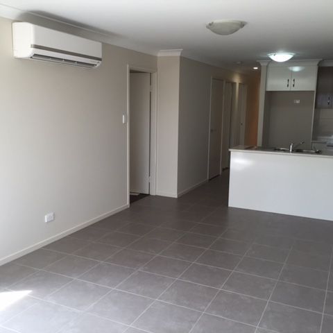 1/45 Sanctuary Drive, Cranley, QLD 4350