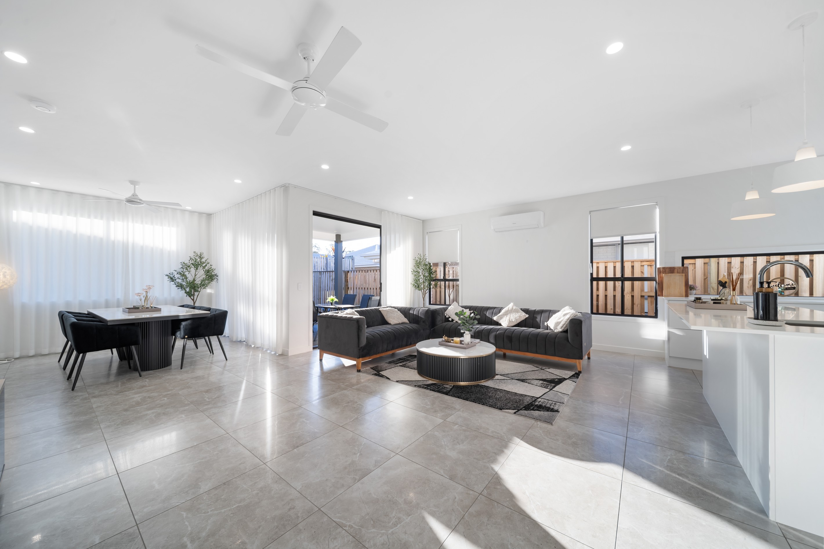 4 Aspen Circuit, Logan Reserve, QLD 4133