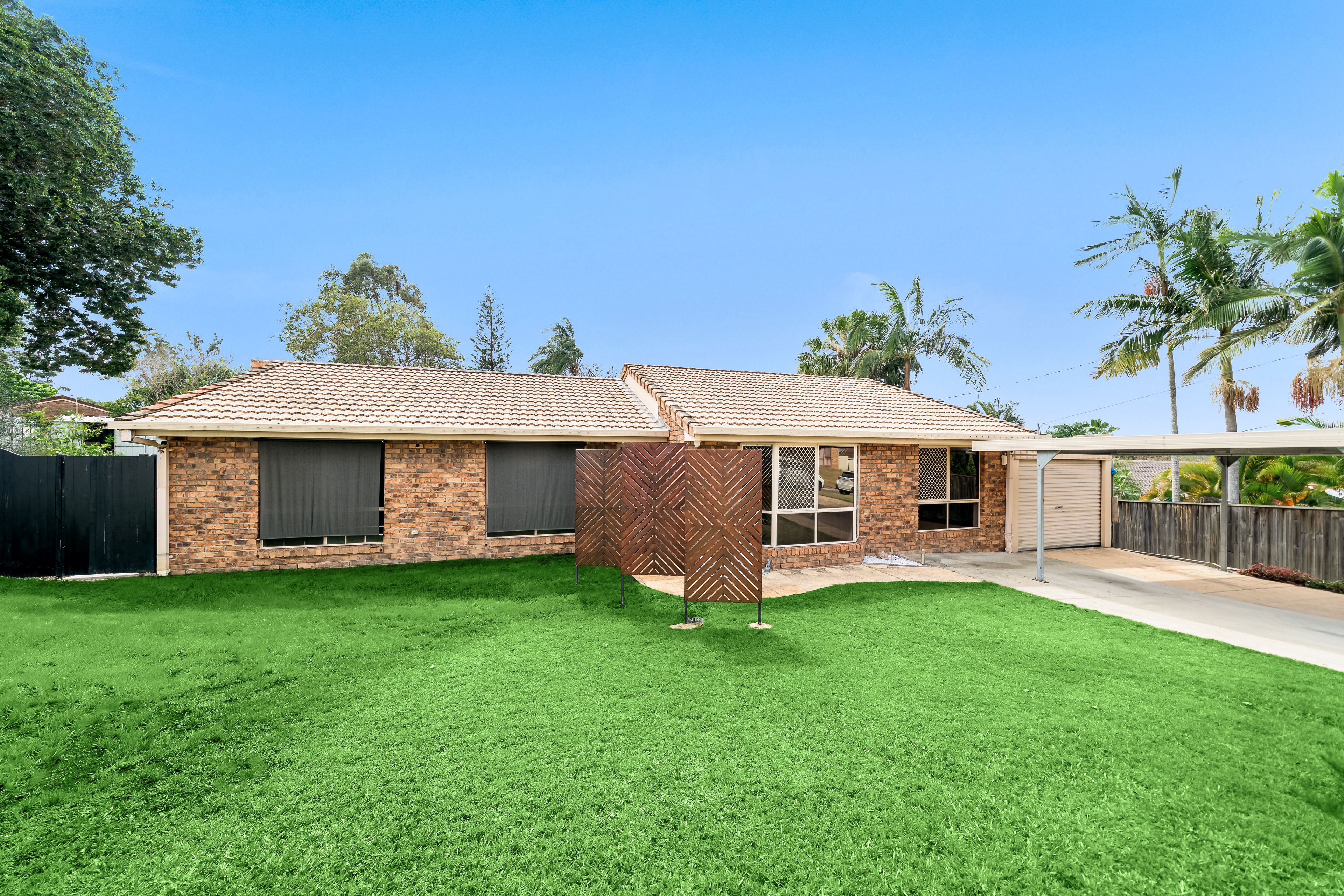 9 Phoenix Court — photo from Ray White Logan City