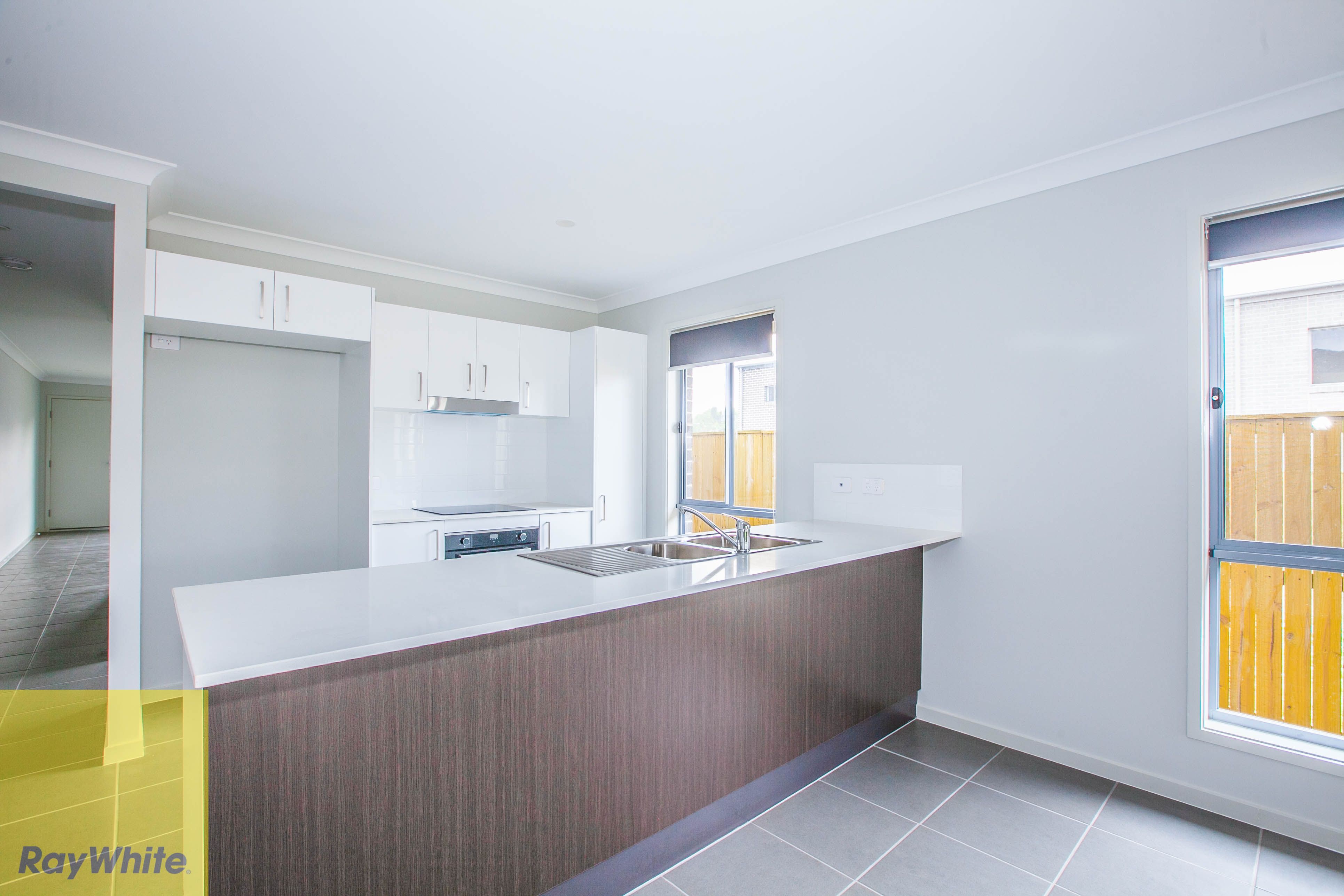 8 Macmillan Loop, Belivah, QLD 4207
