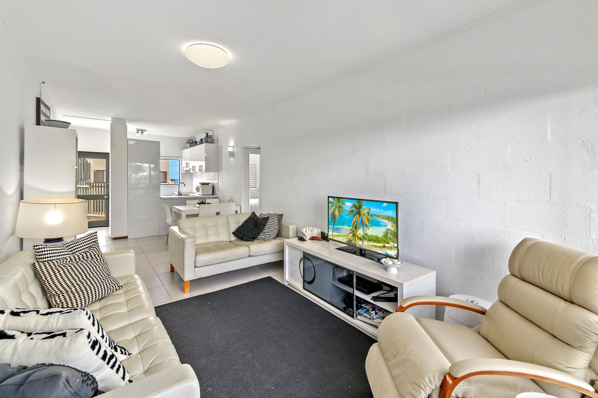 37 Buderim Avenue, Mooloolaba QLD 4557