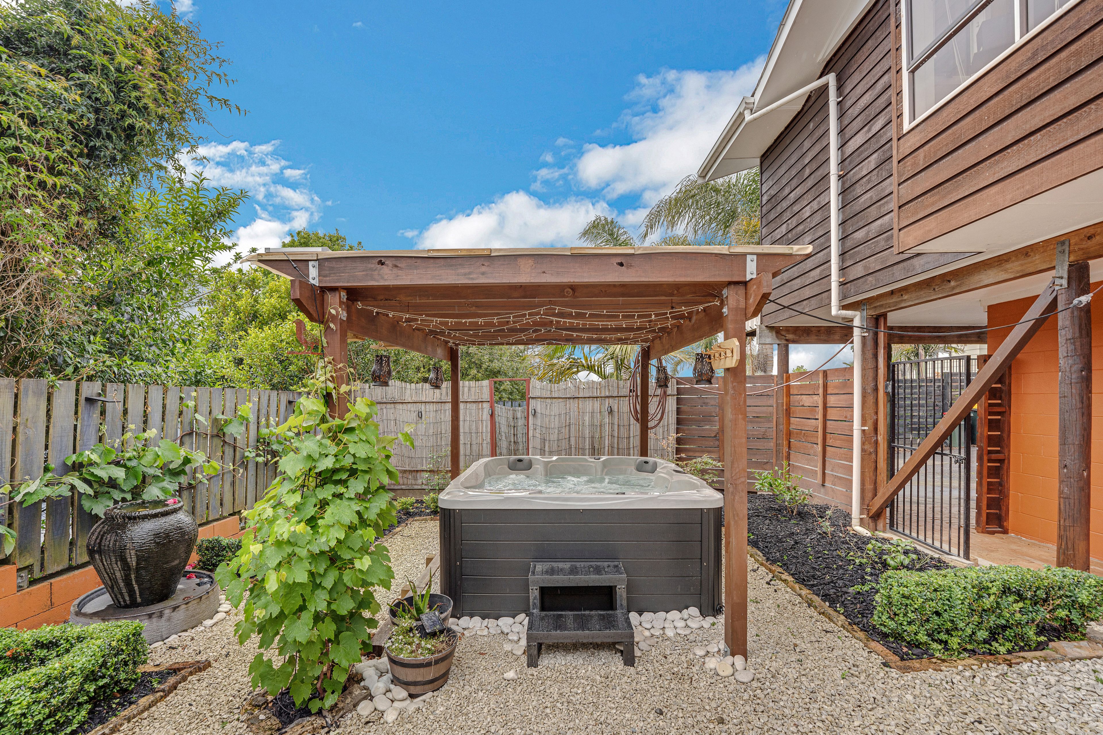 2/11 Heron Place, Pakuranga, Manukau City